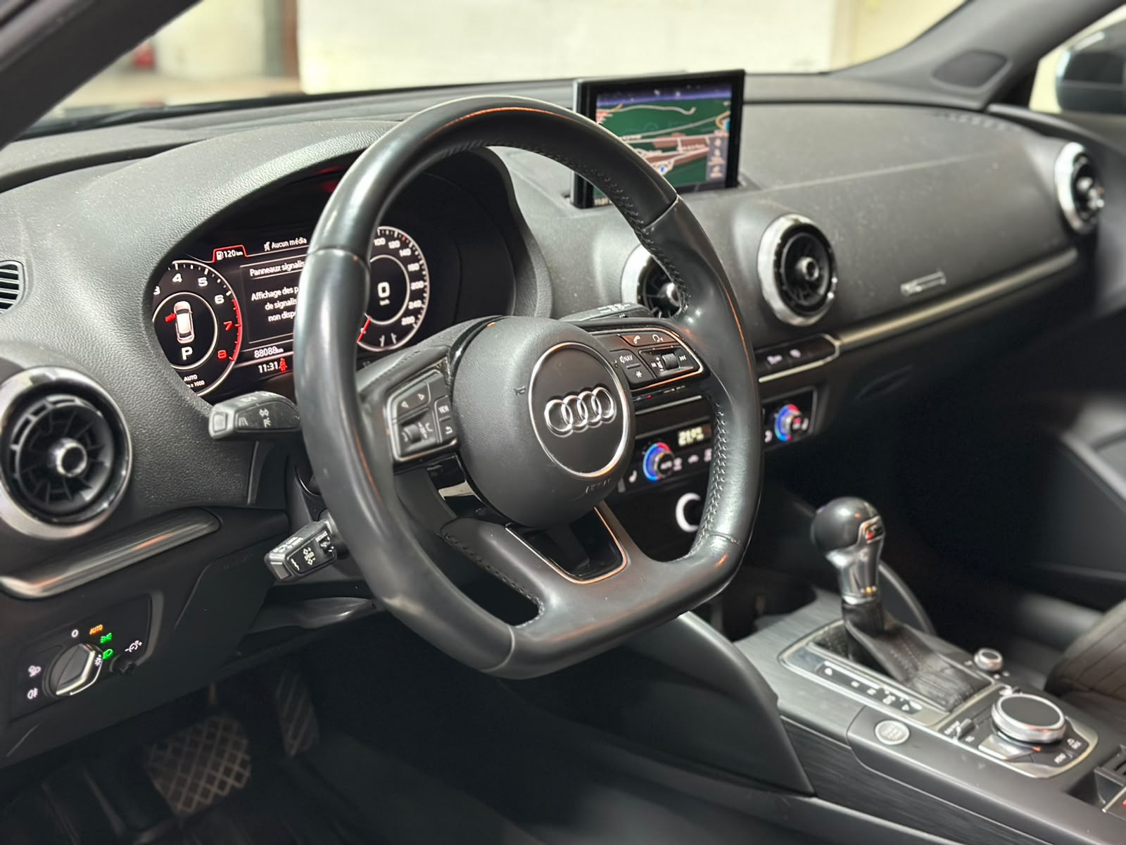 AUDI A3 Sportback 1.5 TFSI S-tronic-image-7