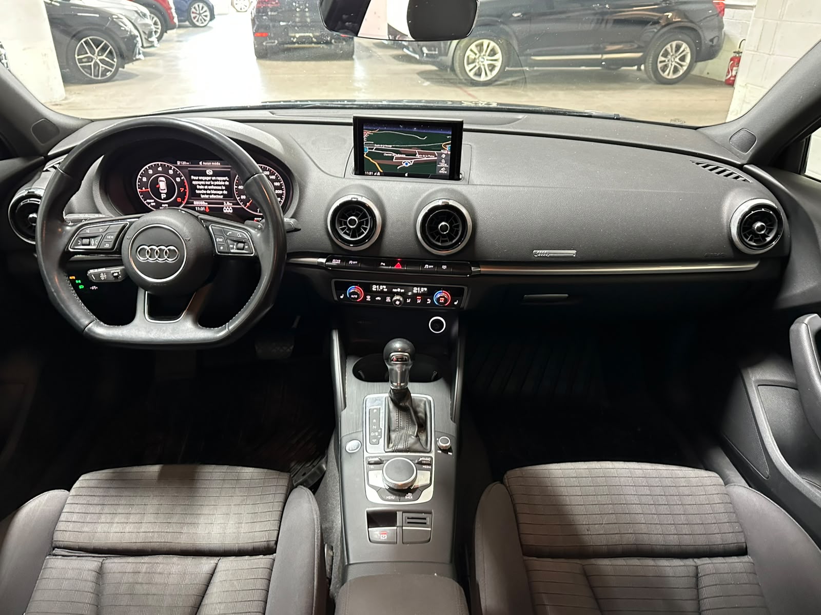 AUDI A3 Sportback 1.5 TFSI S-tronic-image-5