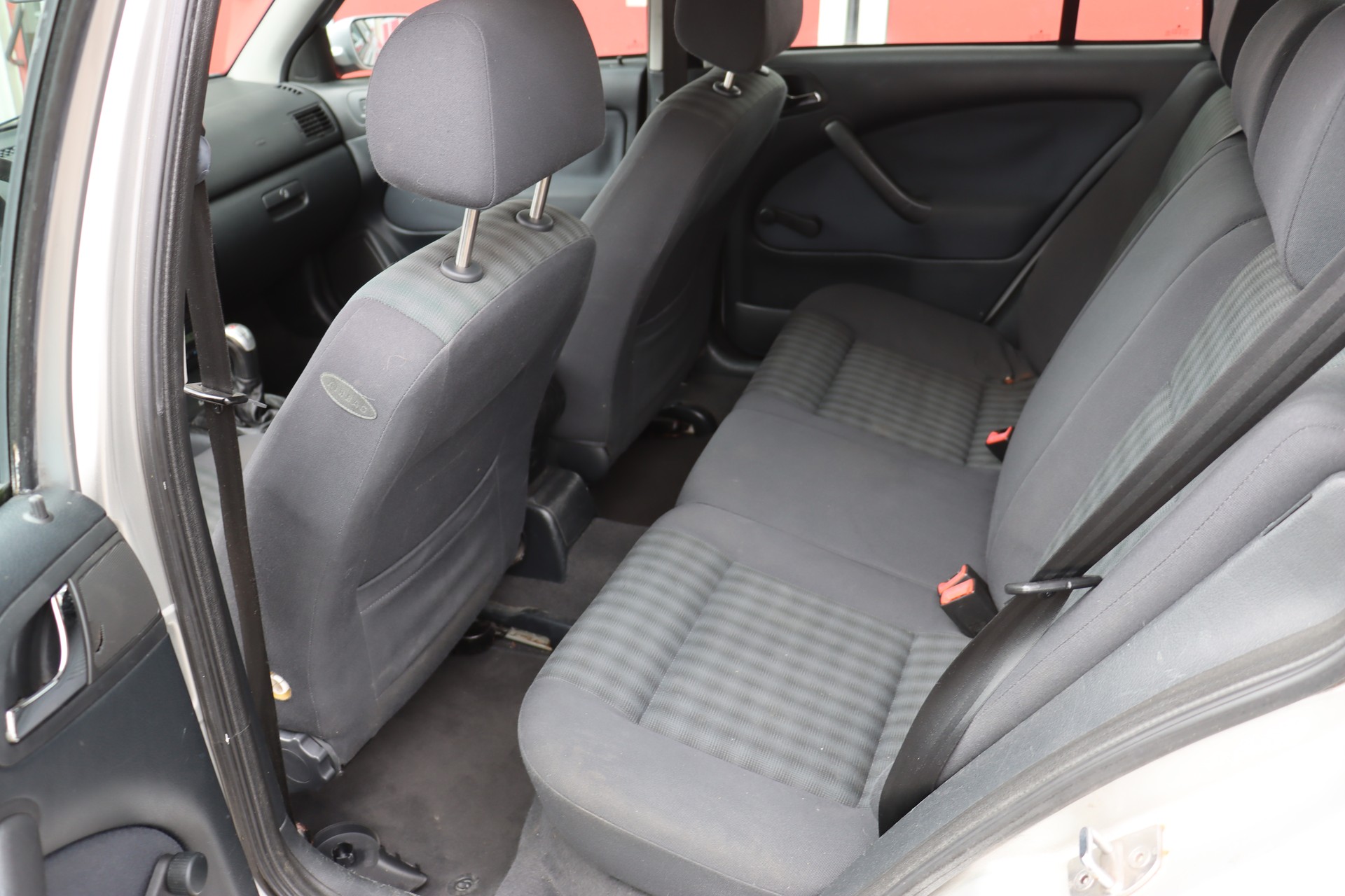 SKODA Octavia 1.9 TDI Ambiente 4x4-image-11