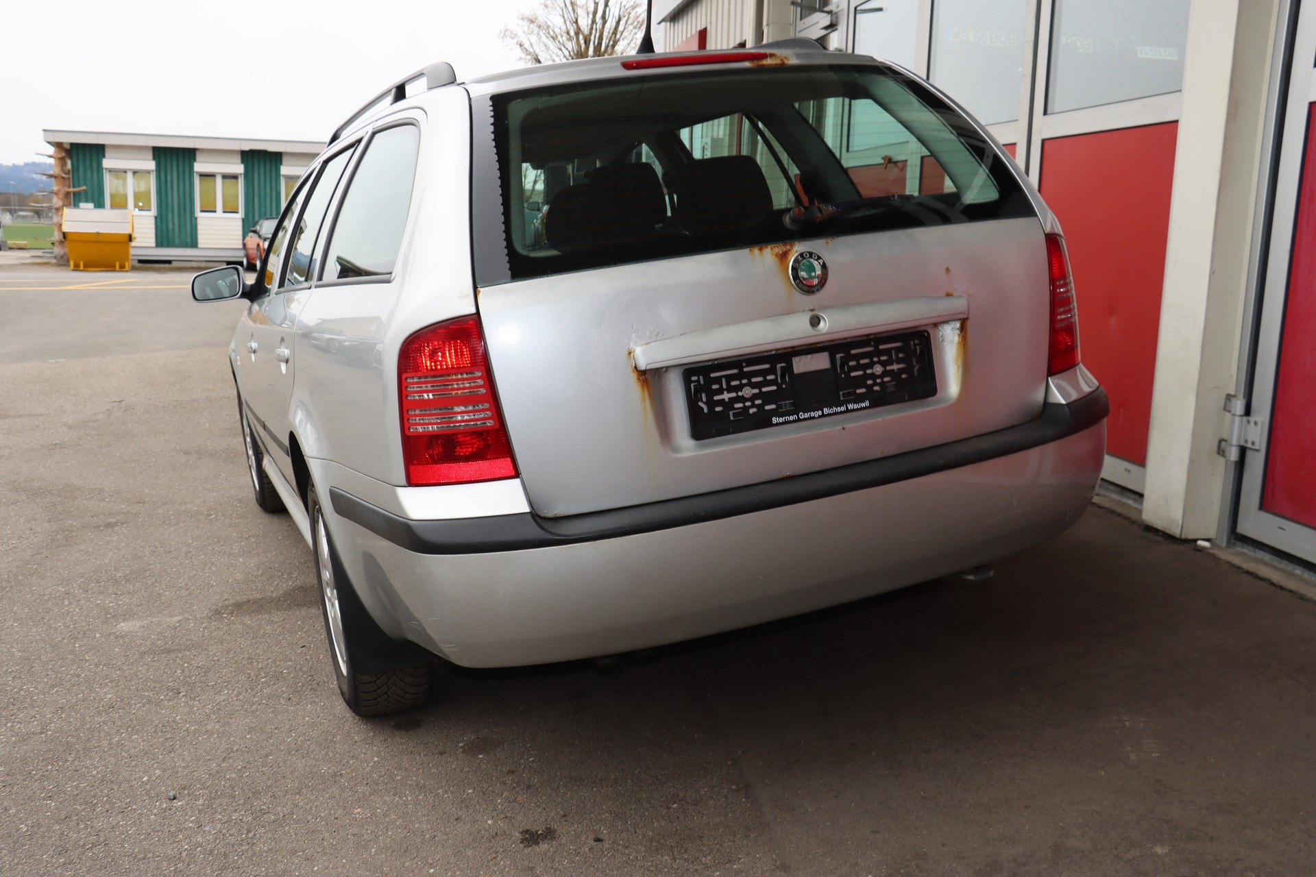 SKODA Octavia 1.9 TDI Ambiente 4x4-image-6