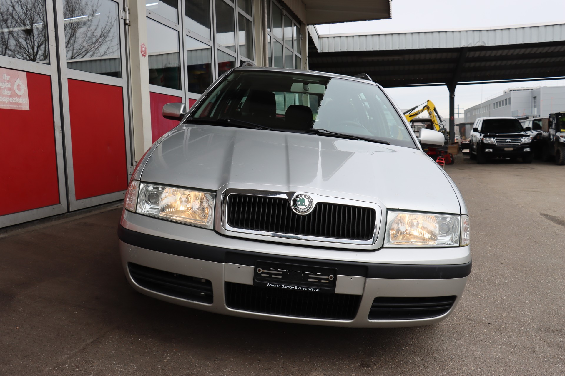 SKODA Octavia 1.9 TDI Ambiente 4x4-image-2