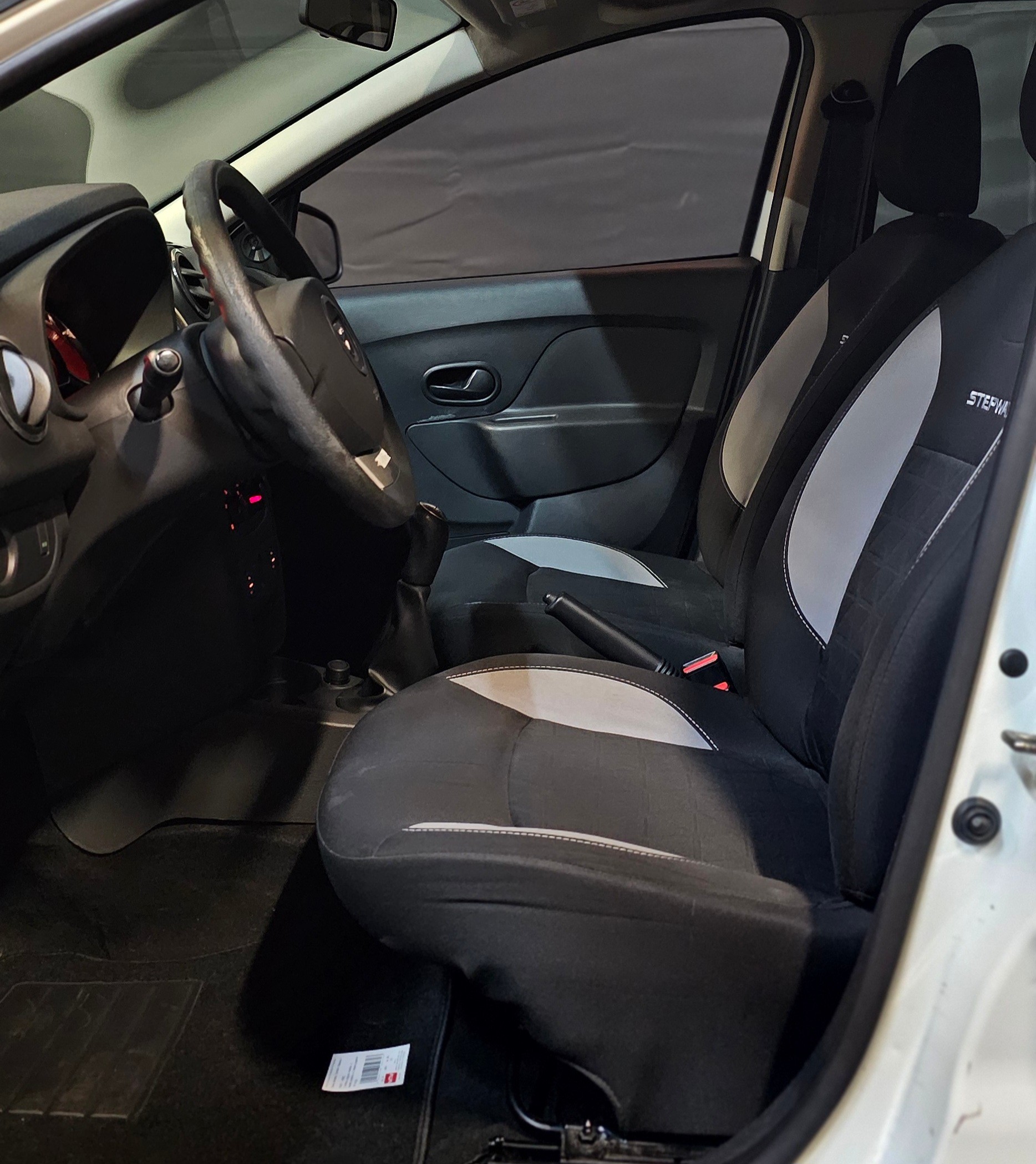 DACIA Sandero Tce 90 Stepway Ambiance-image-11