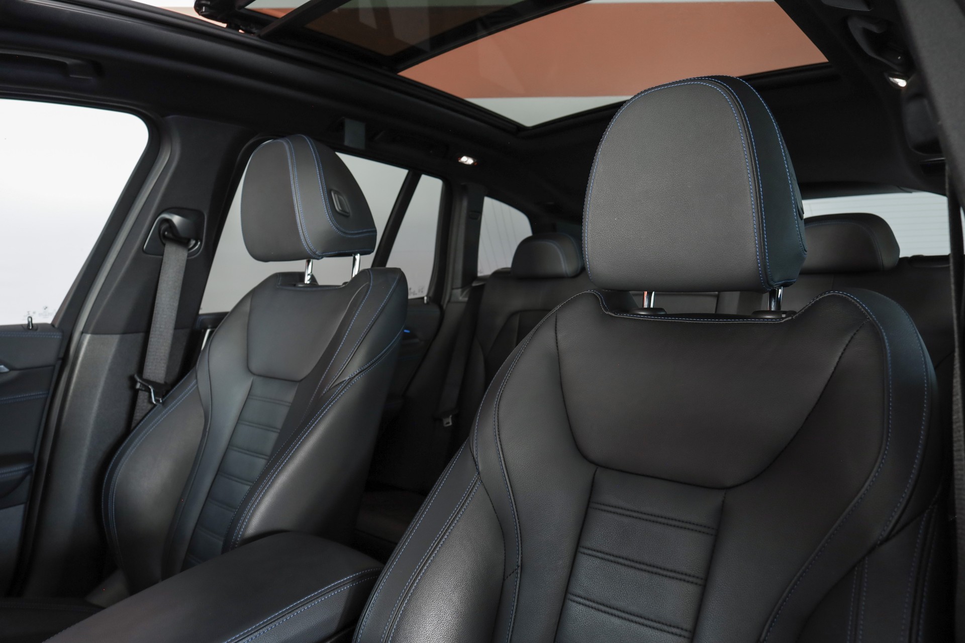 BMW iX3 Impressive-image-10