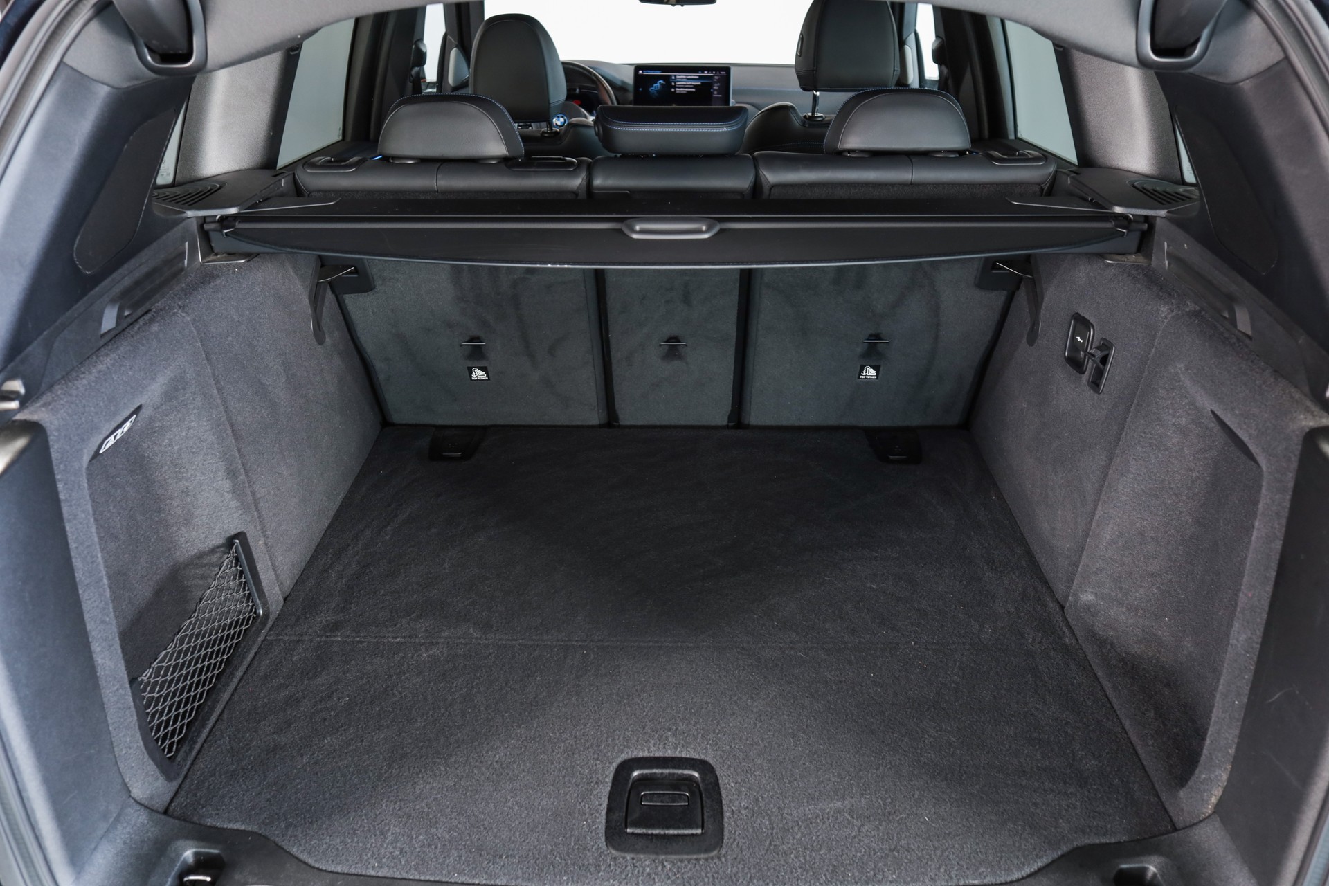 BMW iX3 Impressive-image-26