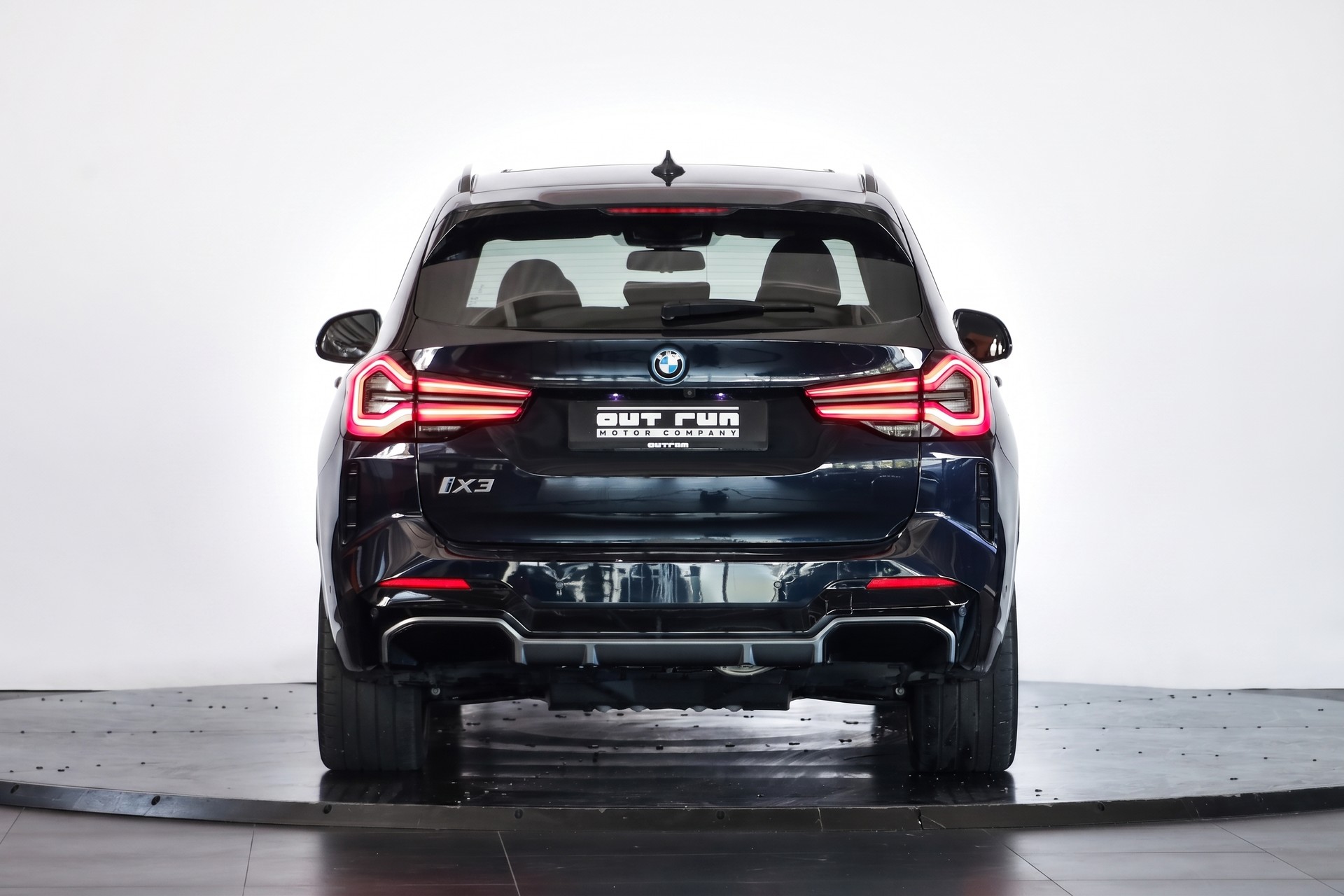 BMW iX3 Impressive-image-2
