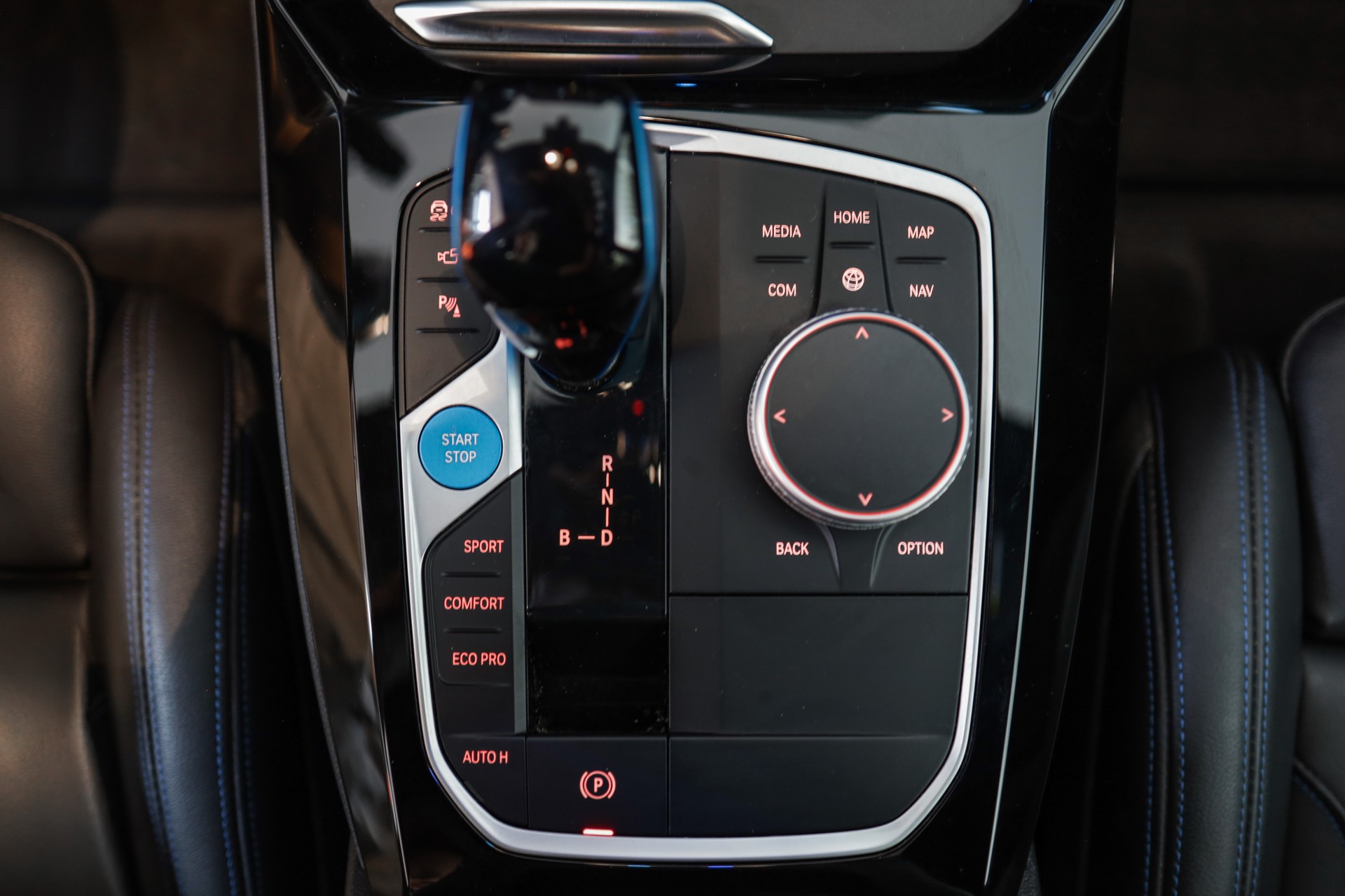 BMW iX3 Impressive-image-18
