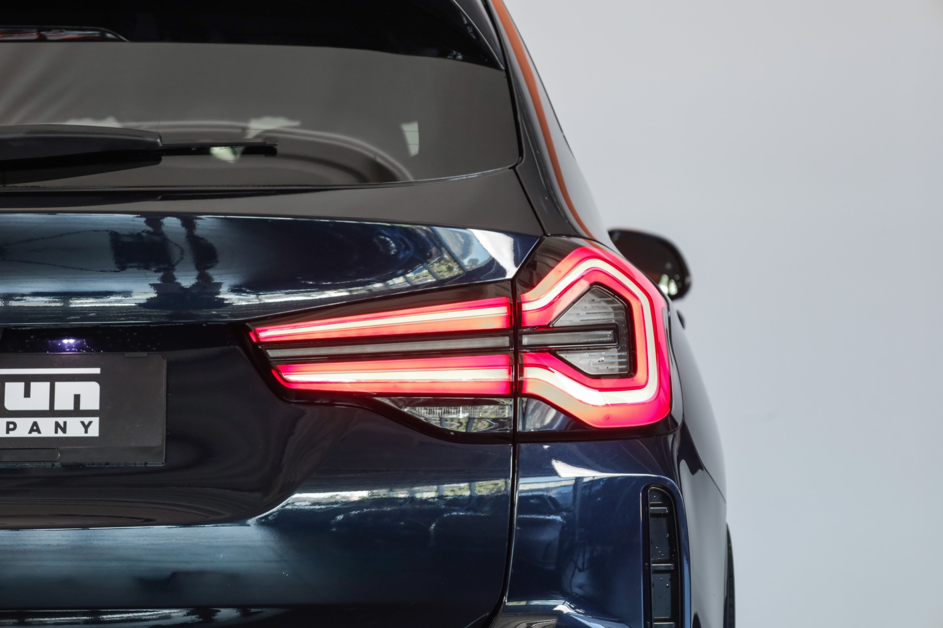 BMW iX3 Impressive-image-6
