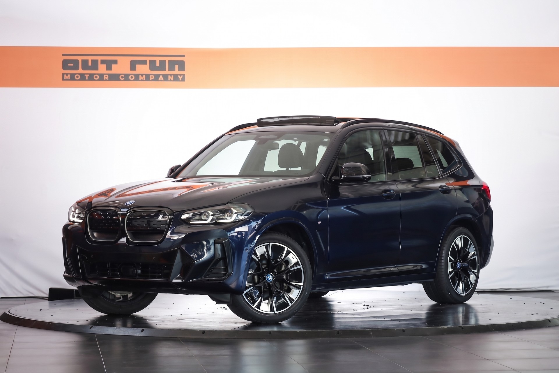 BMW iX3 Impressive-image-3
