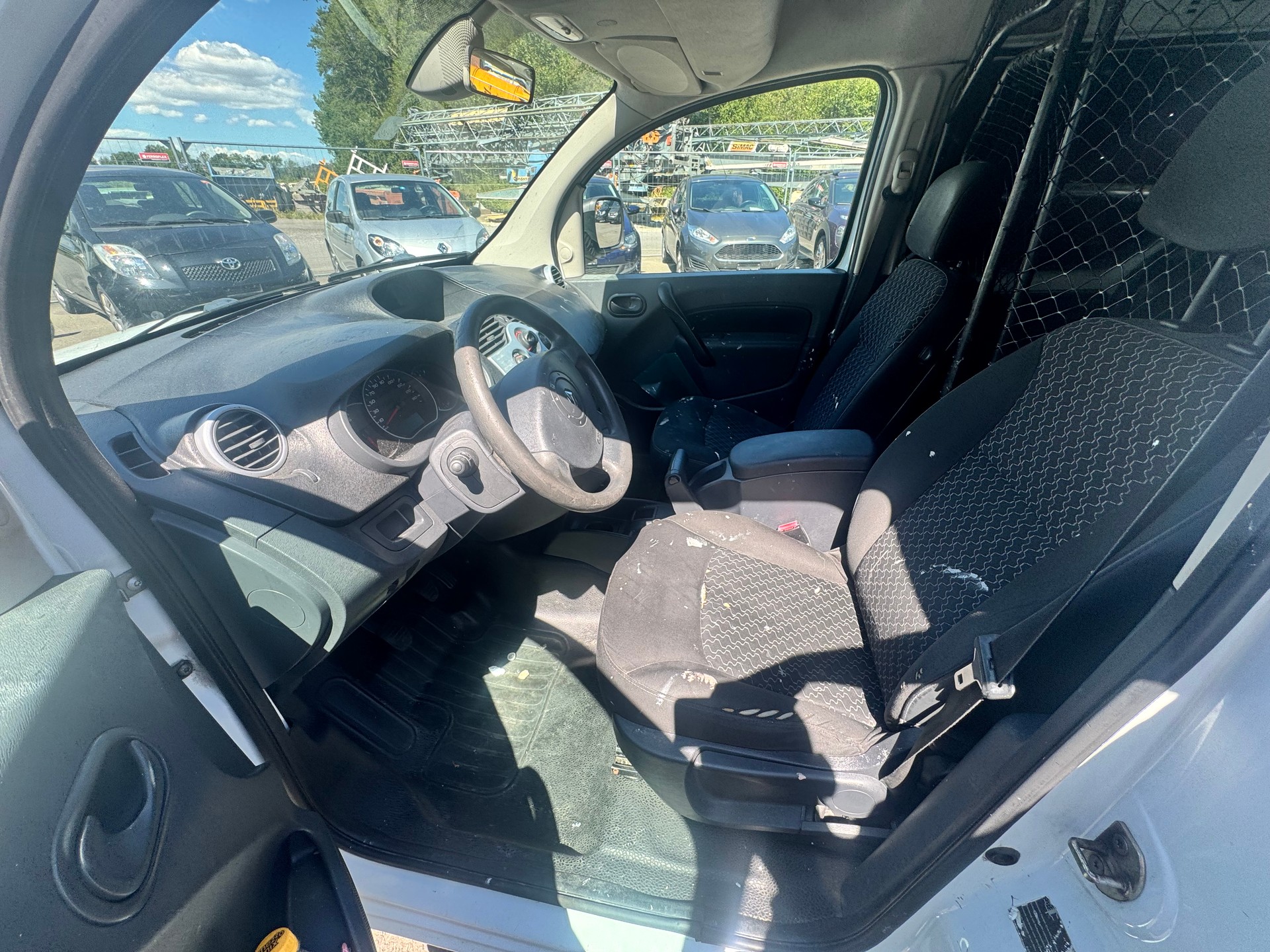 RENAULT Kangoo dCi 75-image-7
