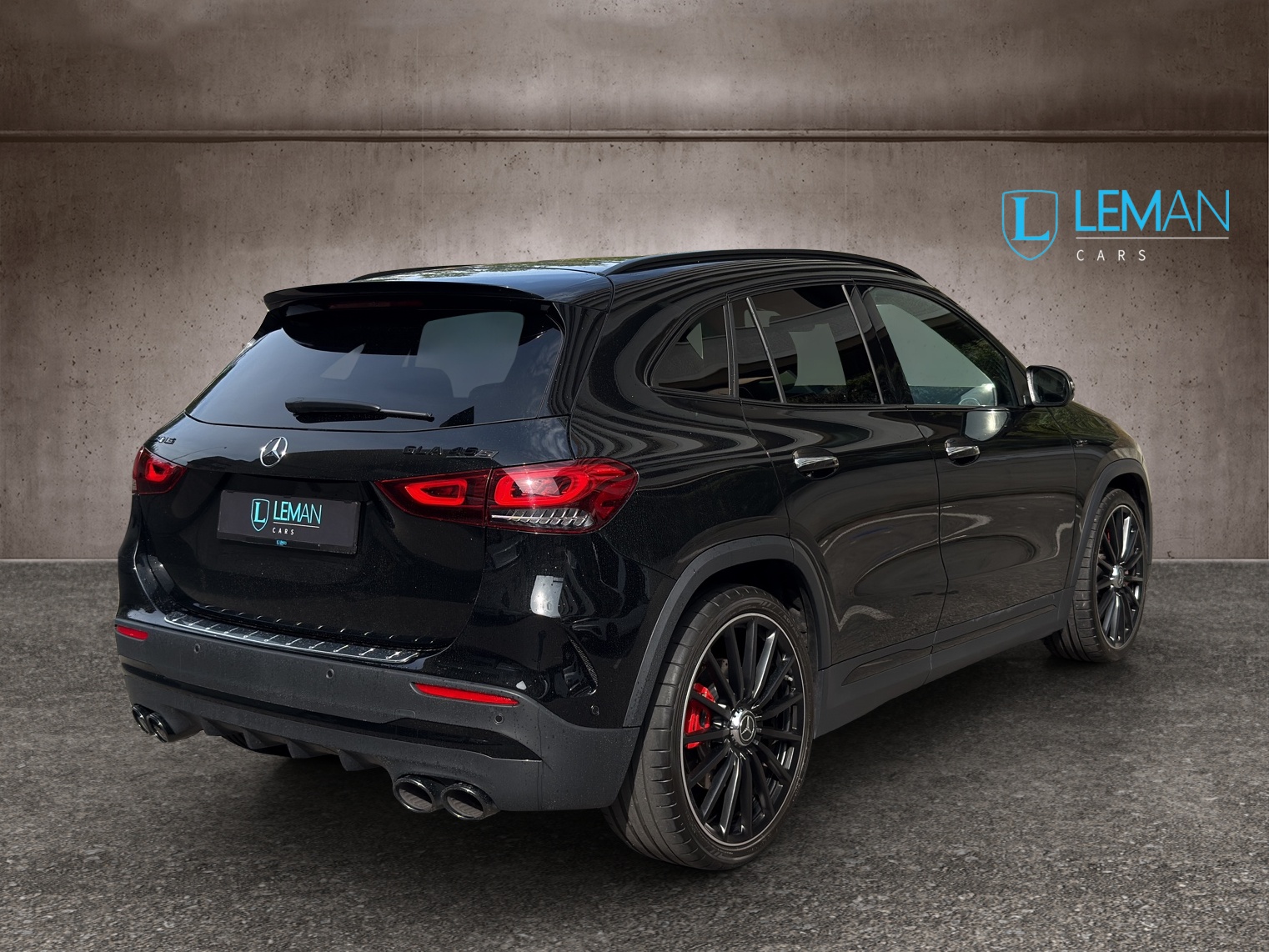 MERCEDES-BENZ GLA 45 S AMG 4Matic+ 8G-Speedshift DCT-image-4