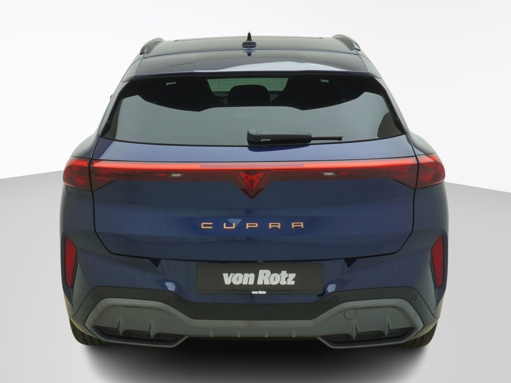 CUPRA Terramar 1.5 e-Plug-in-HYBRID VZ DSG-image-2