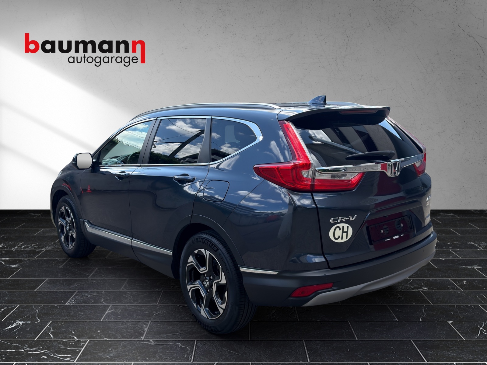 HONDA CR-V 2.0i MMD Hybrid Executive 4WD Automatic-image-3