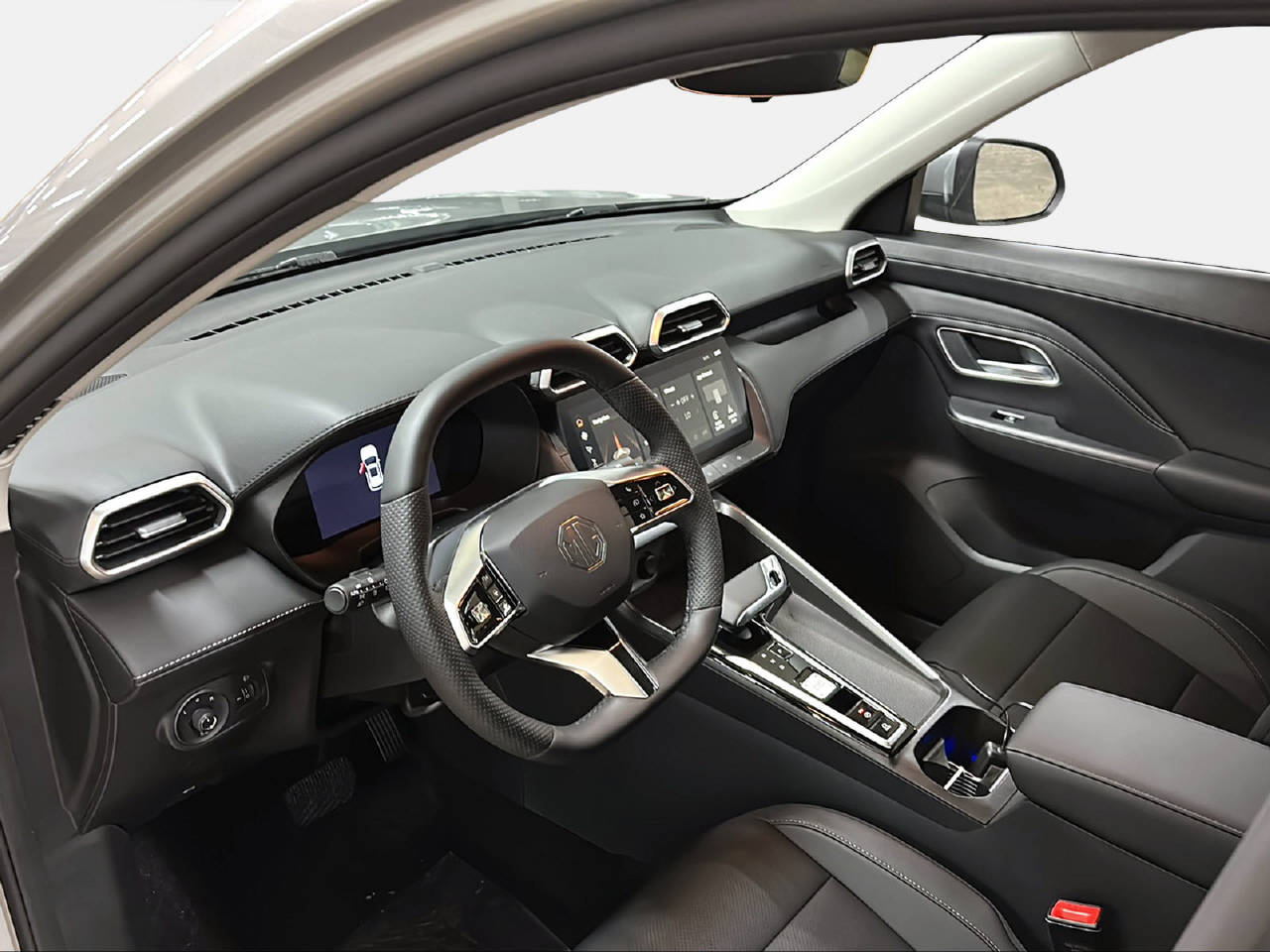 MG ZS 1.5 Hybrid+ Luxury-image-14