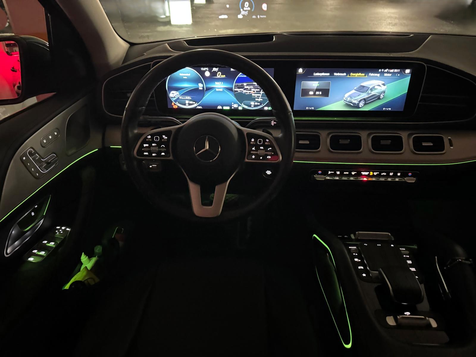MERCEDES-BENZ GLE 350 de AMG Line 4matic-image-4
