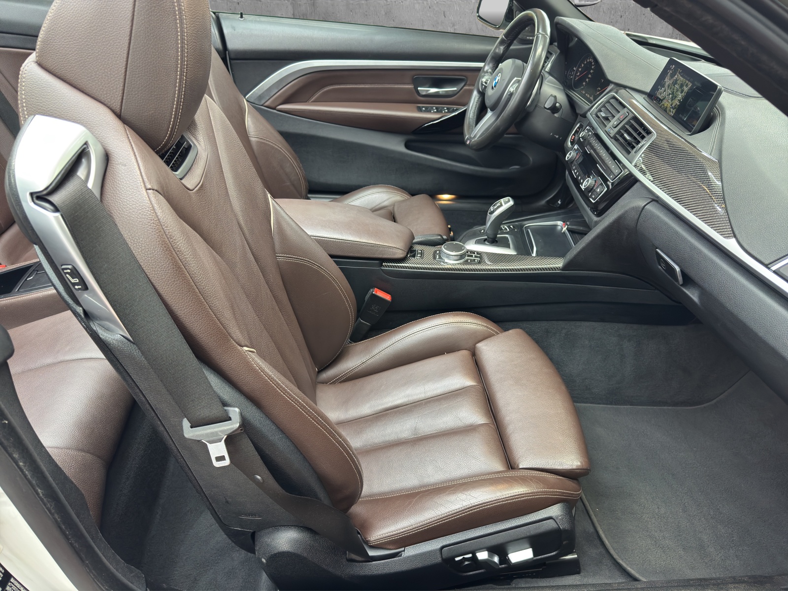 BMW 440i Cabriolet xDrive M Sport Individual Steptronic-image-7