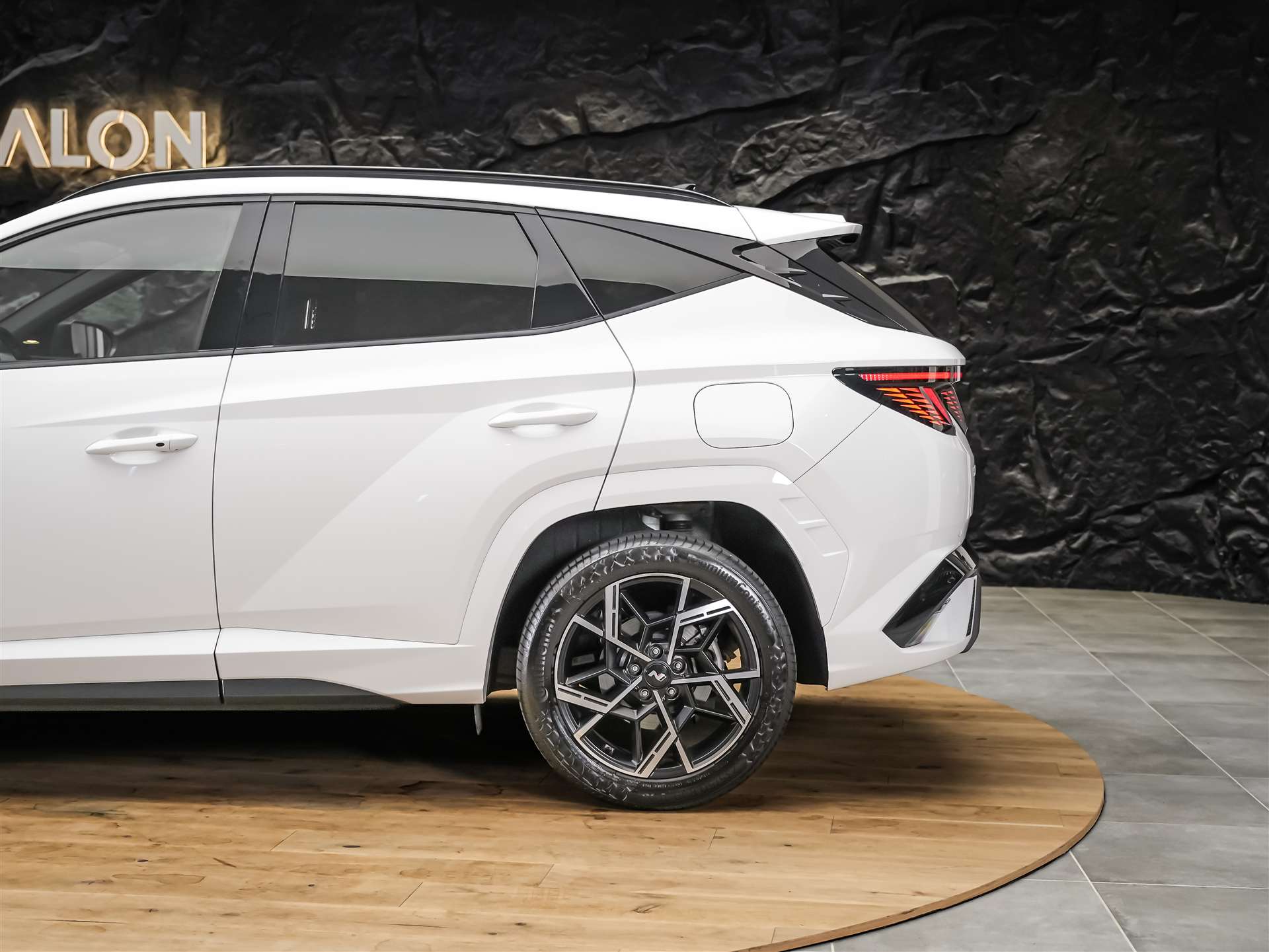 HYUNDAI Tucson 1.6 CRDI N Line 4WD DCT *Abstandstempomat*Lenkradheizung*-image-17
