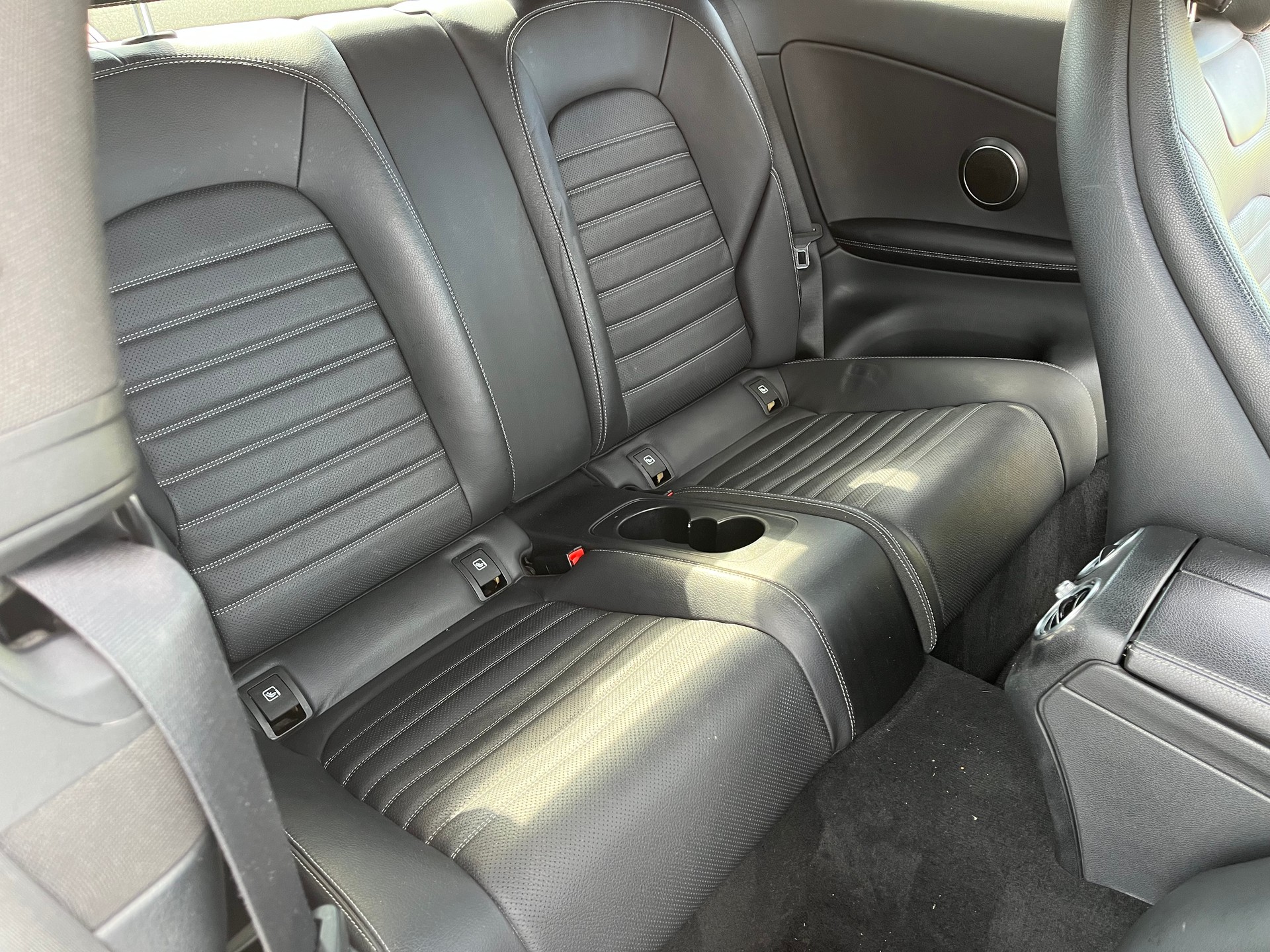 MERCEDES-BENZ C 400 Coupé AMG Line 4Matic 9G-tronic-image-12