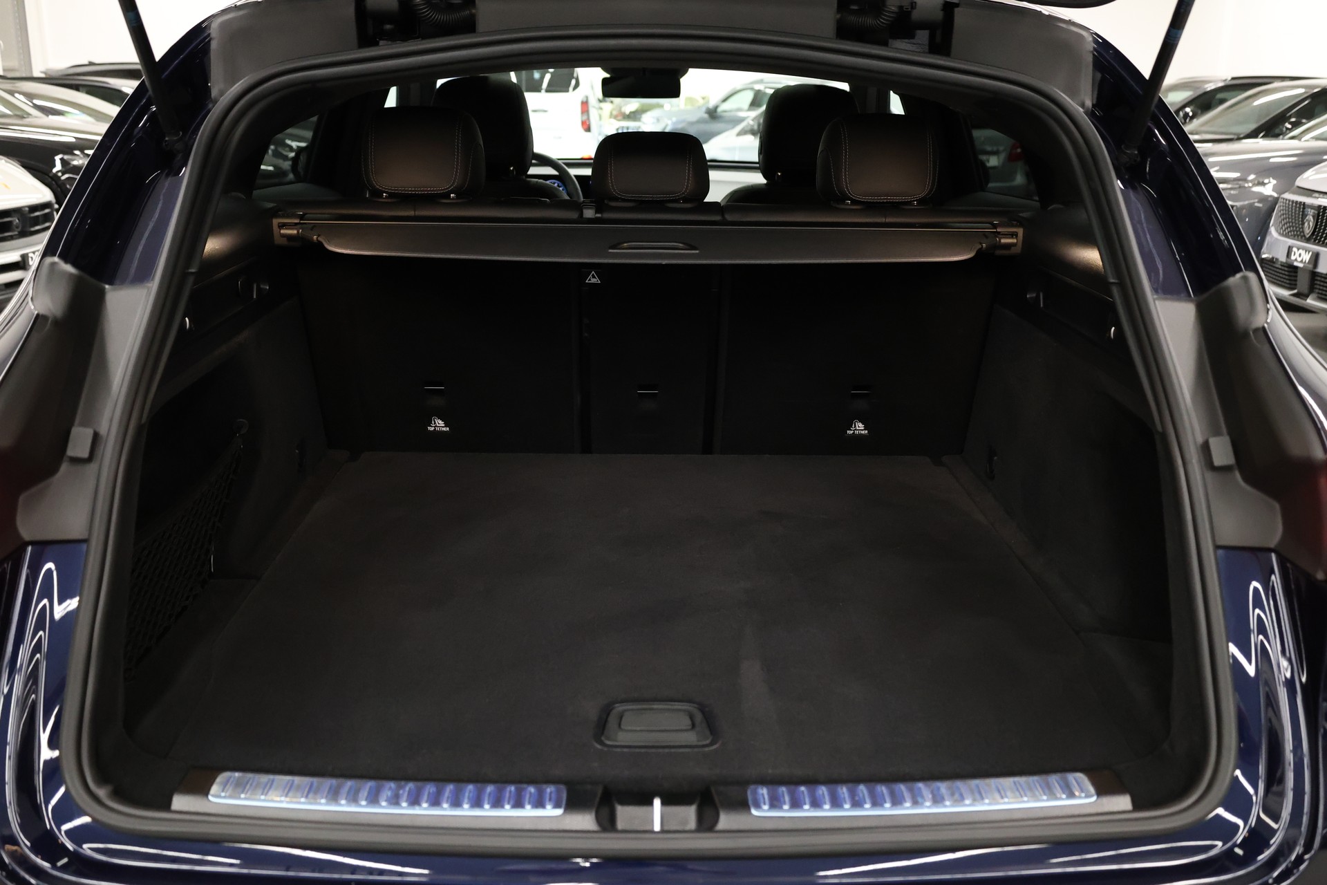 MERCEDES-BENZ EQC 400 AMG Line 4matic-image-23