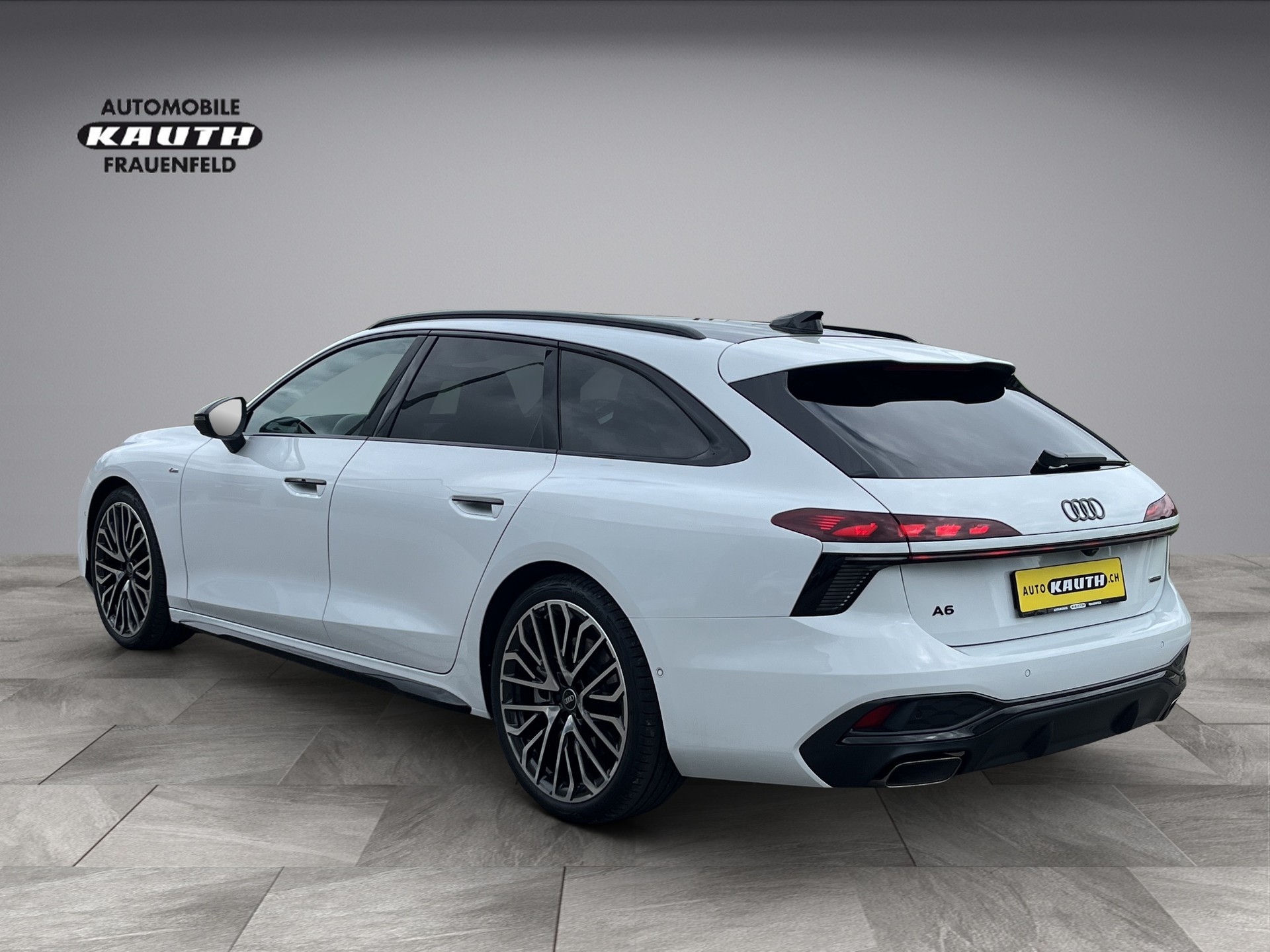 AUDI A6 Avant TFSI quattro 270 kW S tronic*Audi Exclusive, Panodach, S-Sportsitze PLUS, (5-Jahre Garantie)-image-2