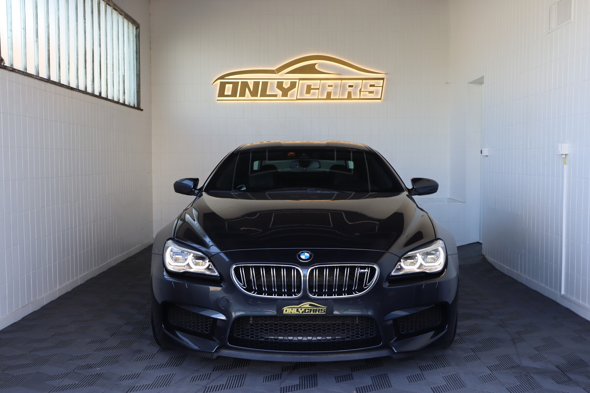 BMW M6 GRAN COUPÉ DRIVELOGIC ** BANG & OLUFSEN ** VOLLLEDER ** ORIGINALZUSTAND **-showroom-element-2