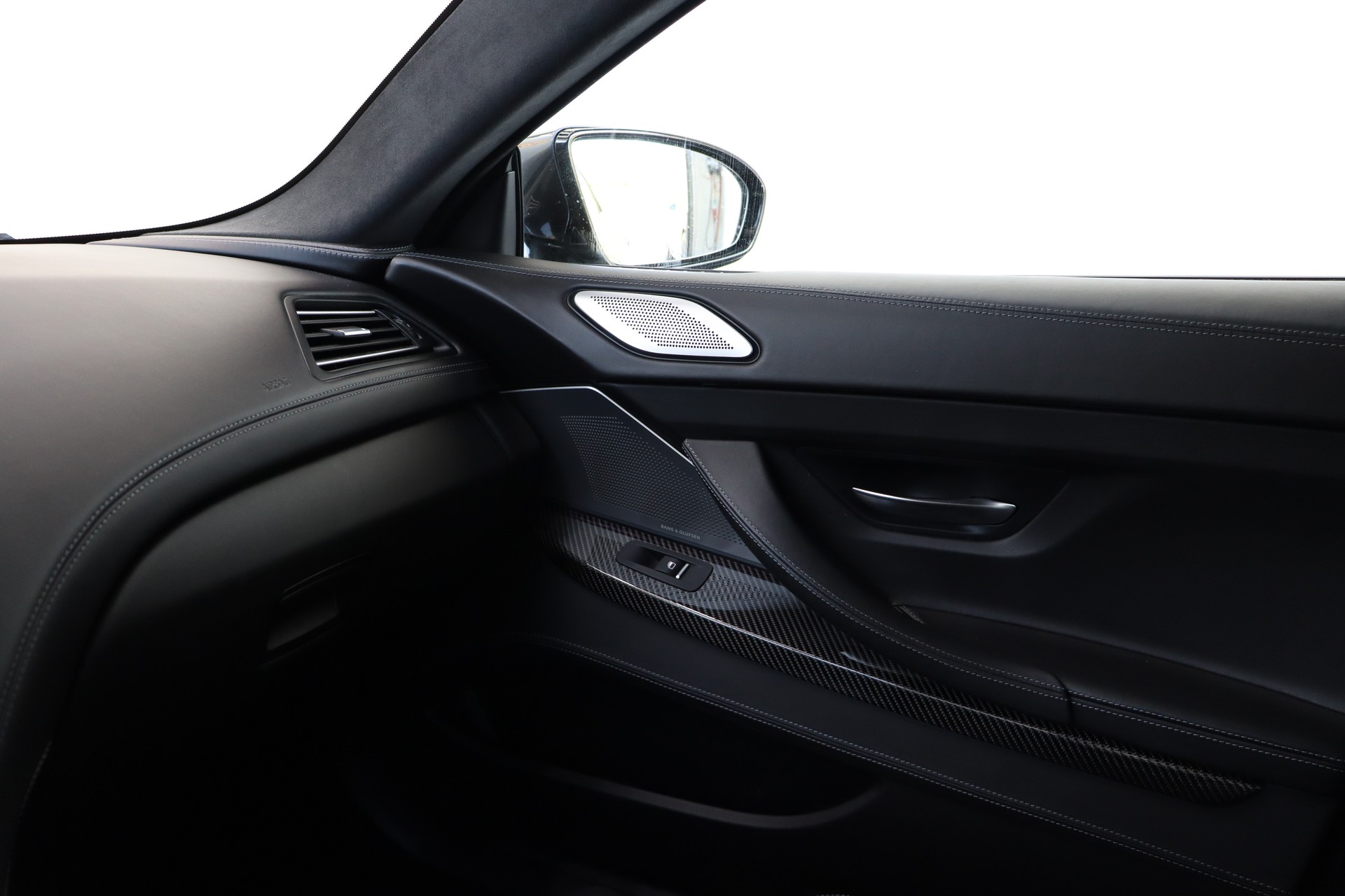 BMW M6 GRAN COUPÉ DRIVELOGIC ** BANG & OLUFSEN ** VOLLLEDER ** ORIGINALZUSTAND **-image-29