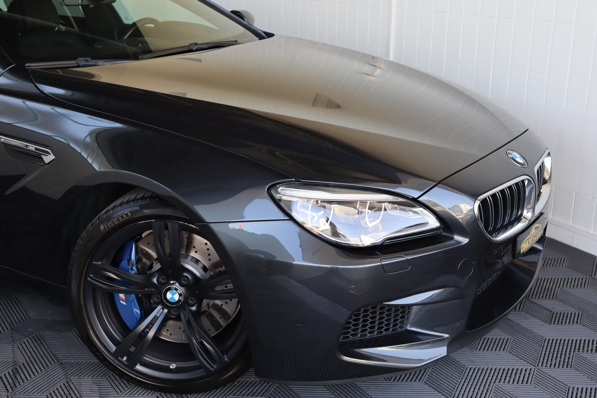 BMW M6 GRAN COUPÉ DRIVELOGIC ** BANG & OLUFSEN ** VOLLLEDER ** ORIGINALZUSTAND **-showroom-element-3