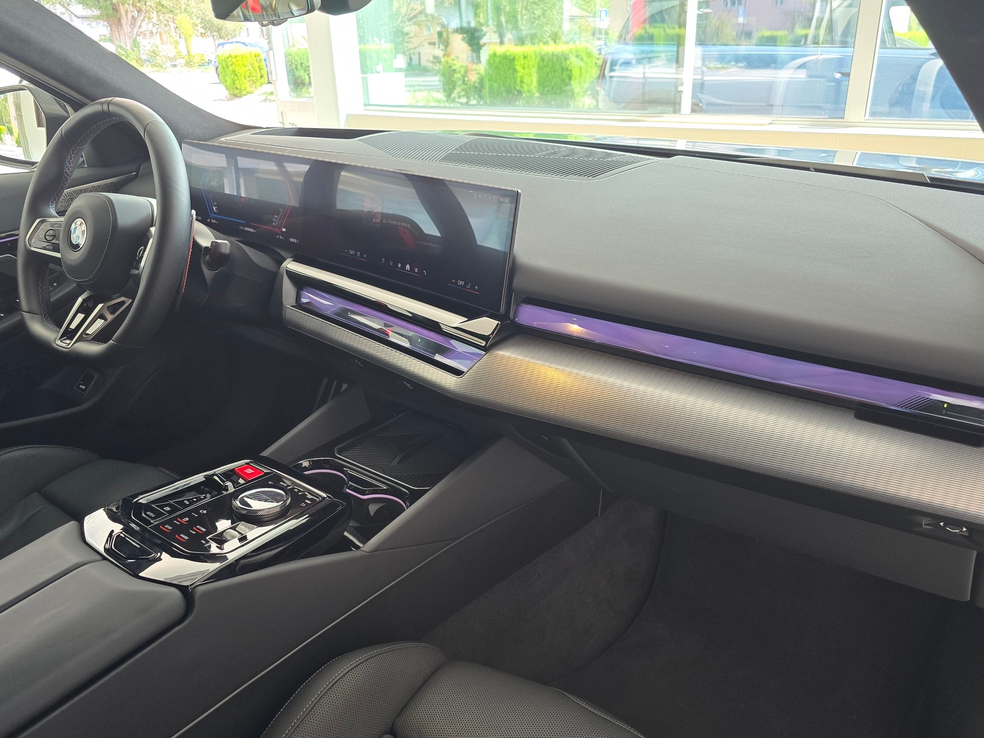 BMW M5 xDrive-image-13