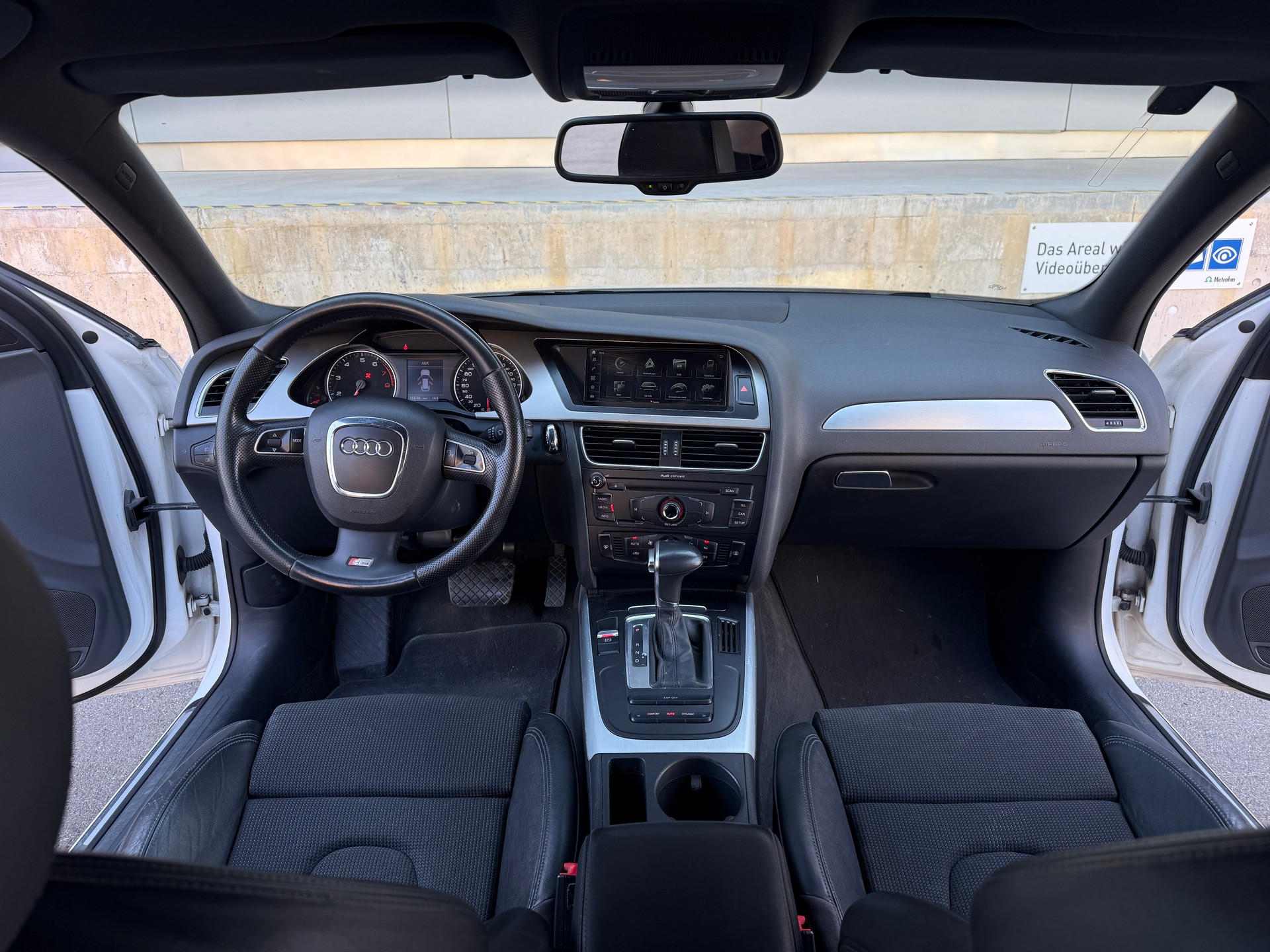 AUDI A4 2.0 tfsi Multitronic-image-8
