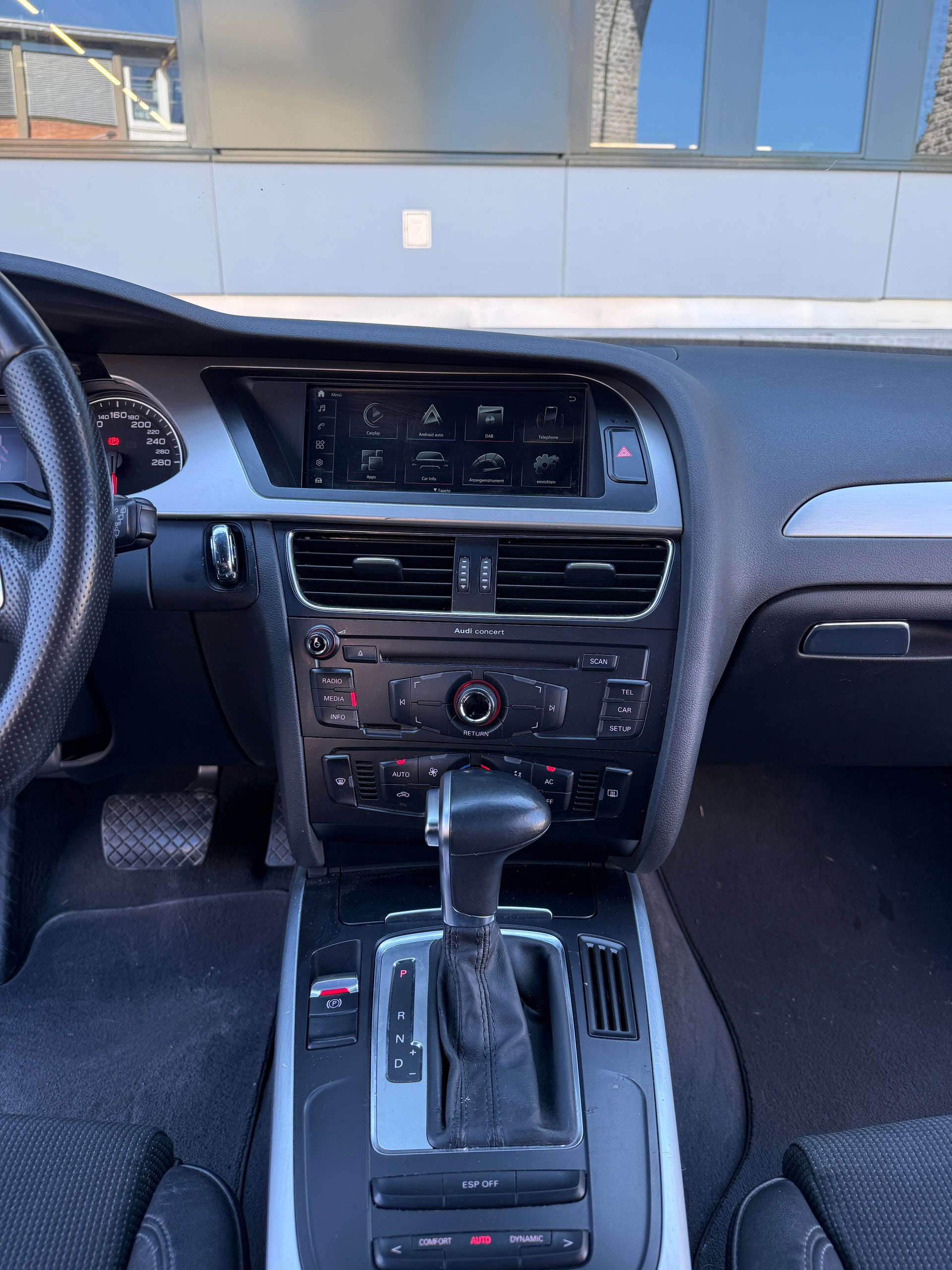 AUDI A4 2.0 tfsi Multitronic-image-10