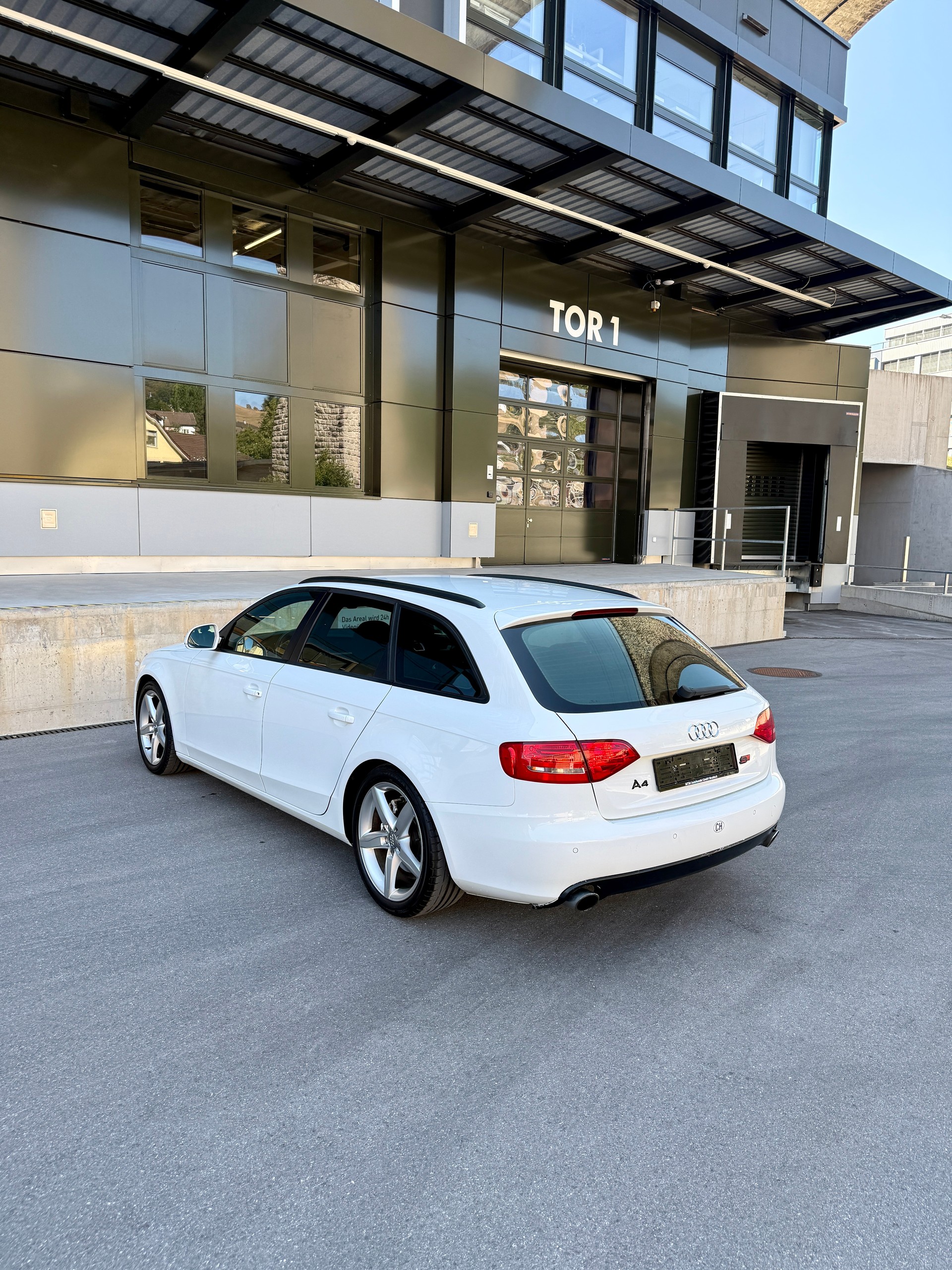 AUDI A4 2.0 tfsi Multitronic-image-6