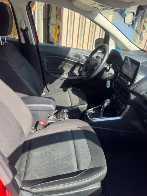 FORD EcoSport 1.0 SCTi Titanium Automat-image-8