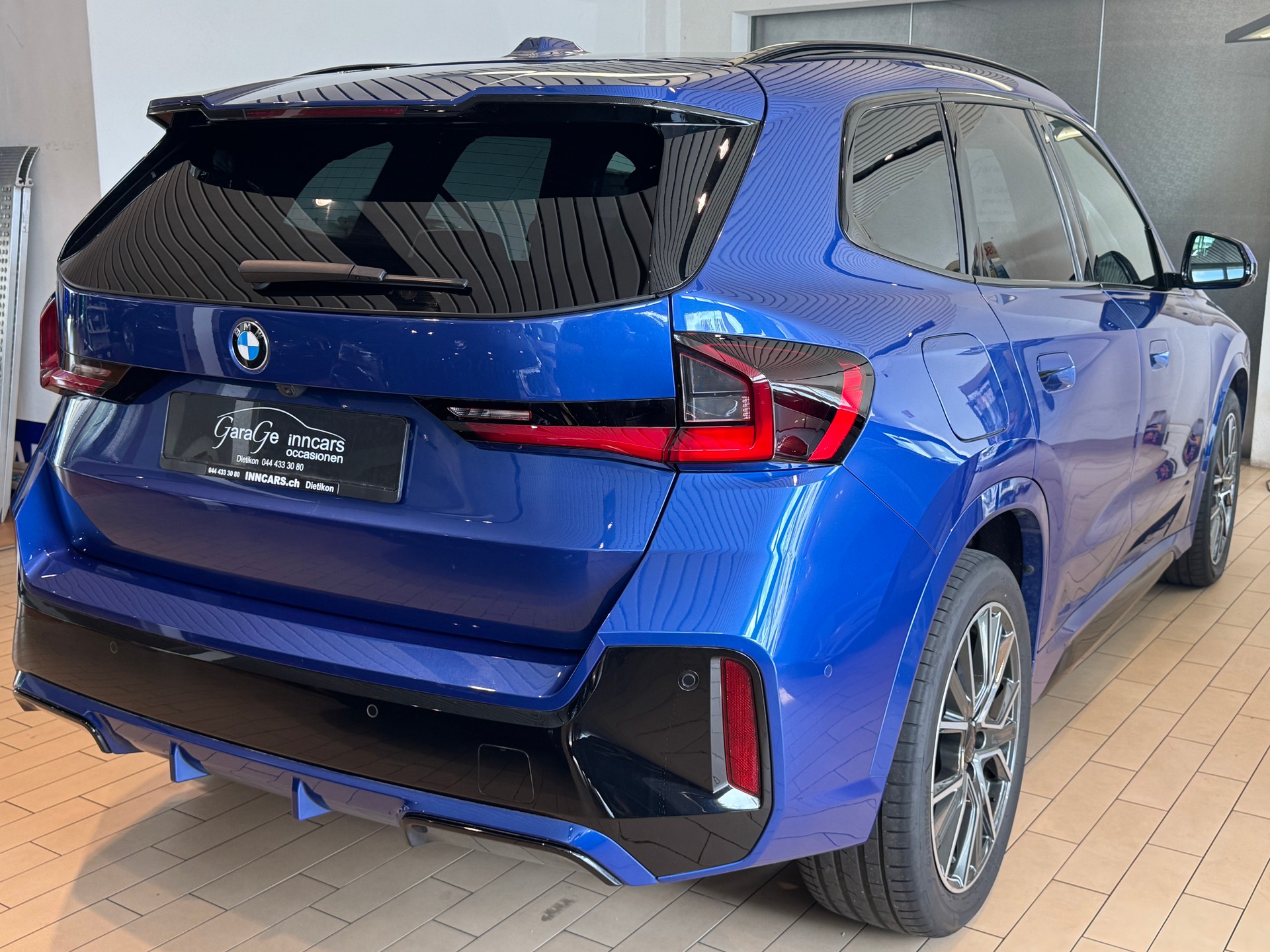 BMW X1 xDrive 23d 48V M Sport-image-4