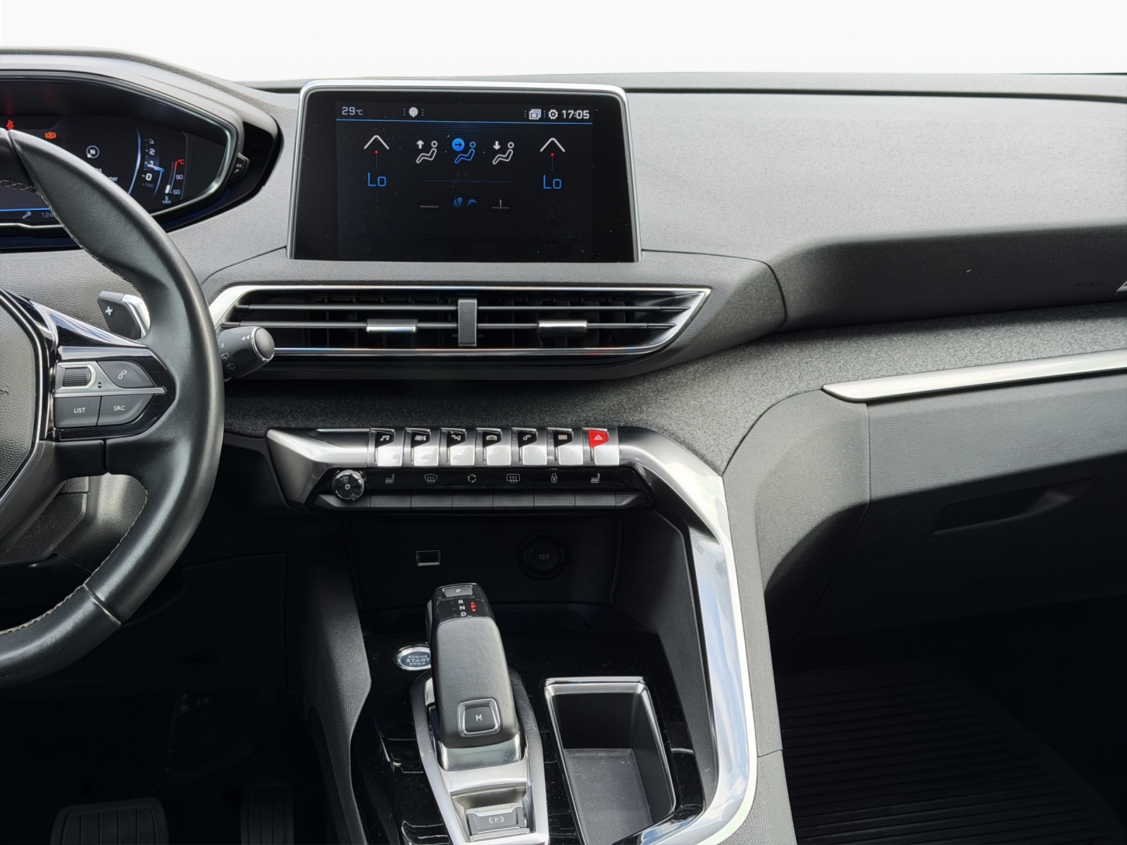PEUGEOT 3008 1.2 PureTech Allure EAT-image-12