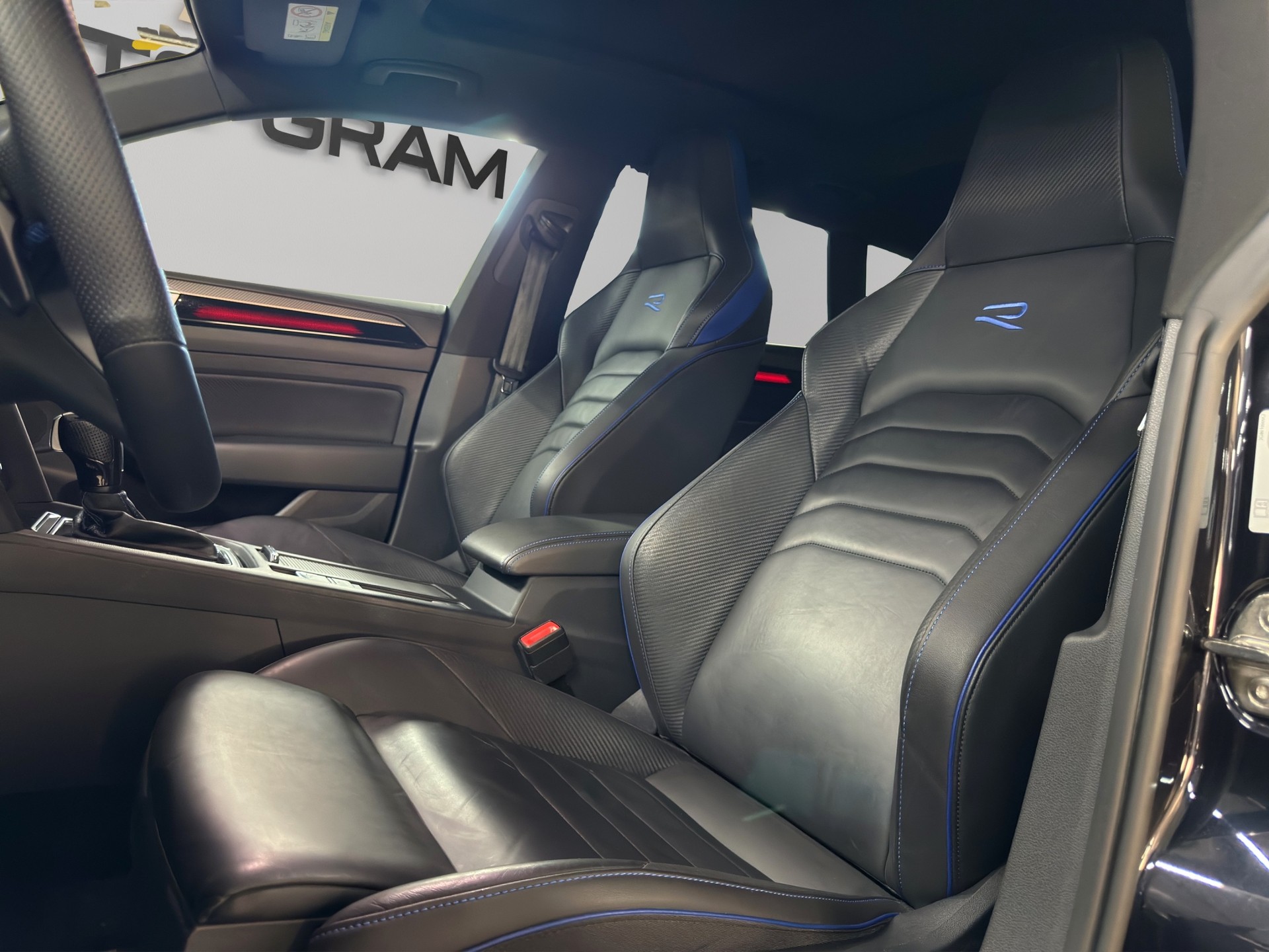 VW Arteon SB 2.0 TSI R-Line 4Motion DSG-image-12