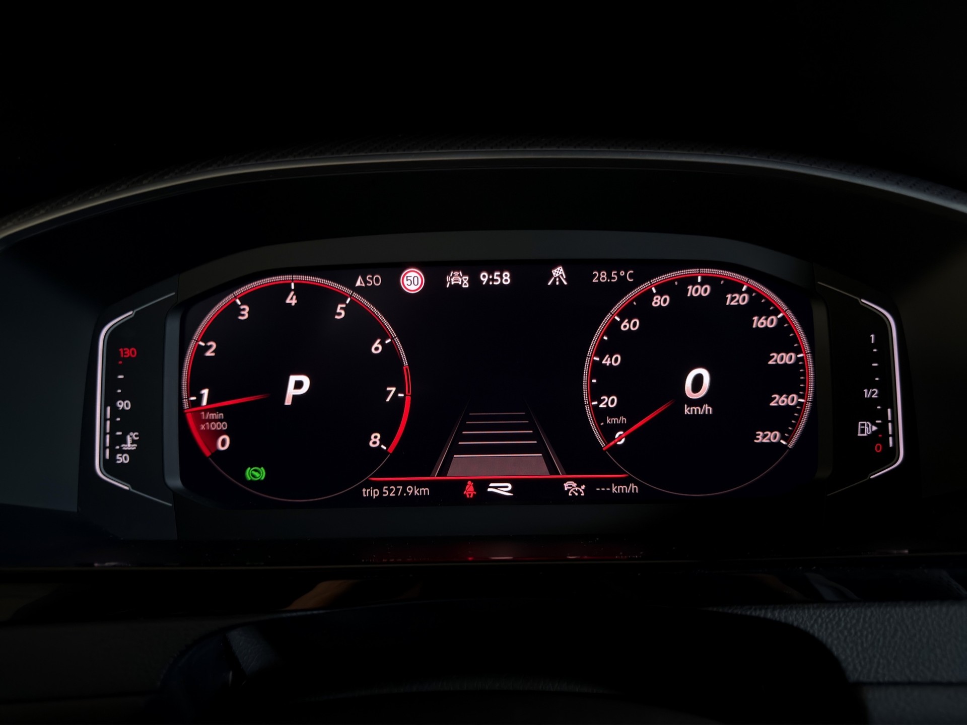VW Arteon SB 2.0 TSI R-Line 4Motion DSG-image-16