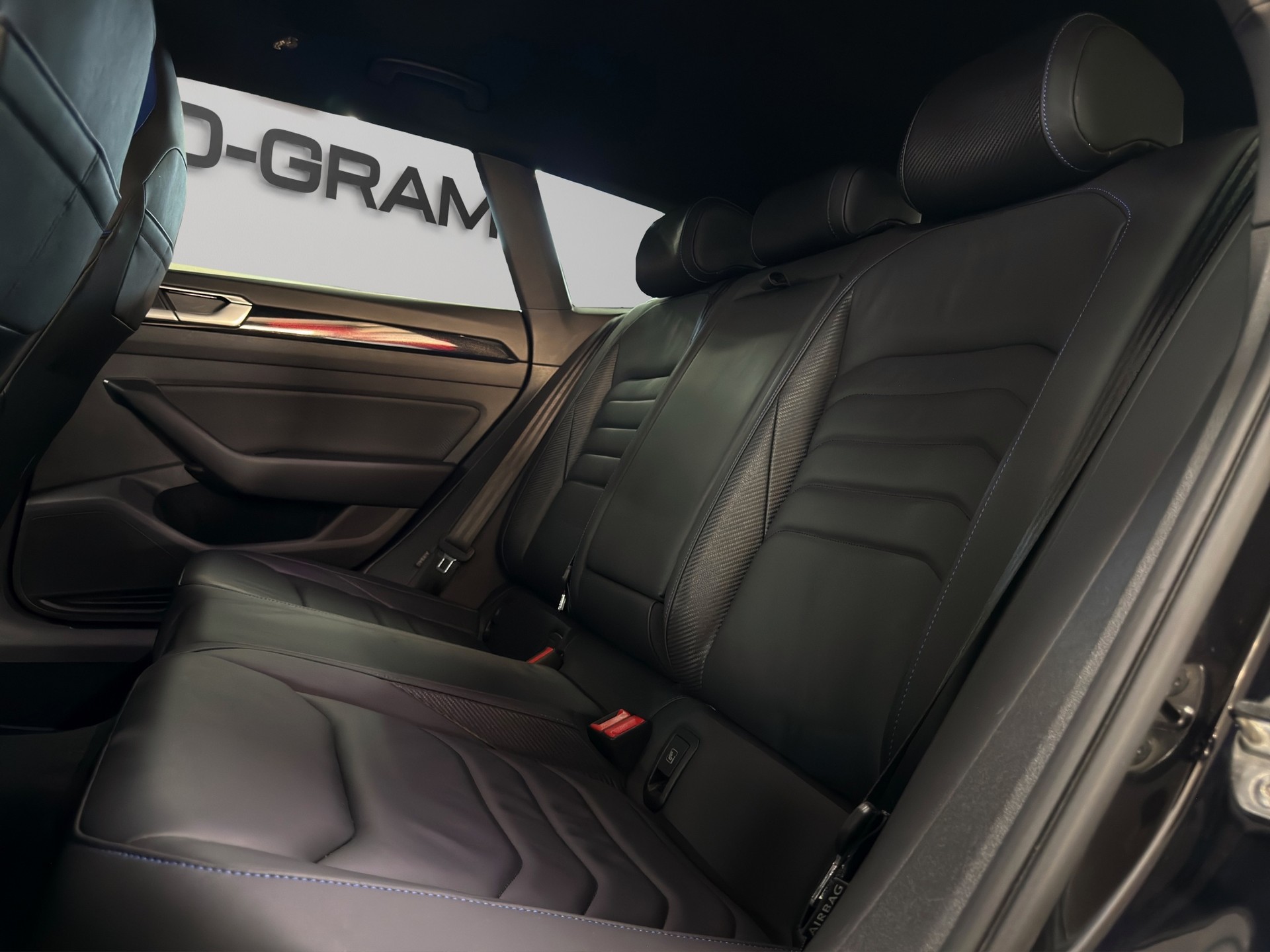 VW Arteon SB 2.0 TSI R-Line 4Motion DSG-image-29