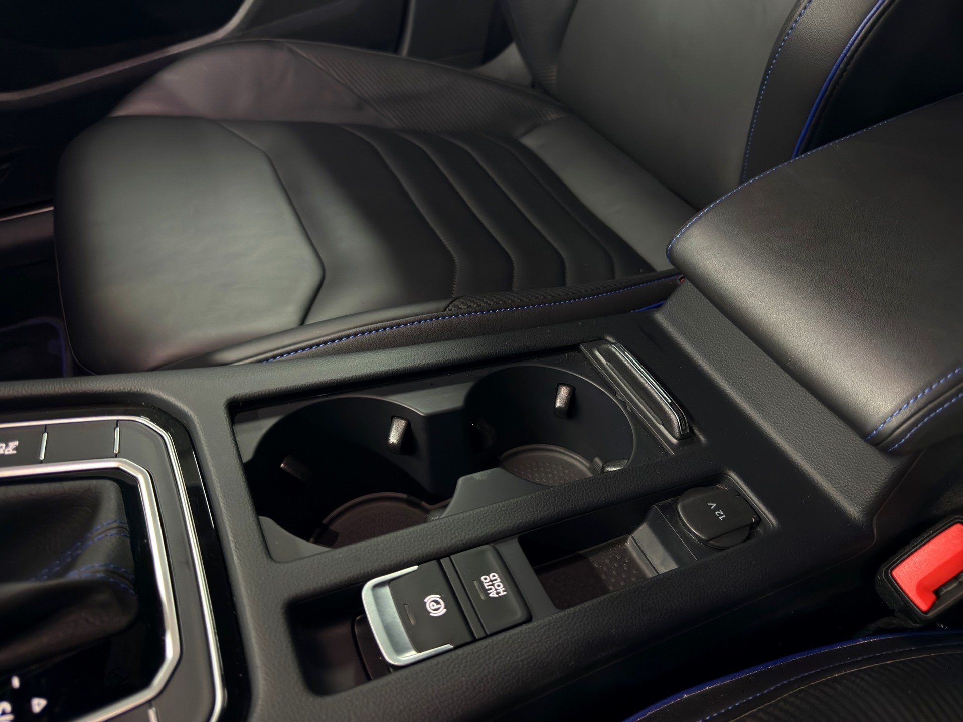 VW Arteon SB 2.0 TSI R-Line 4Motion DSG-image-21