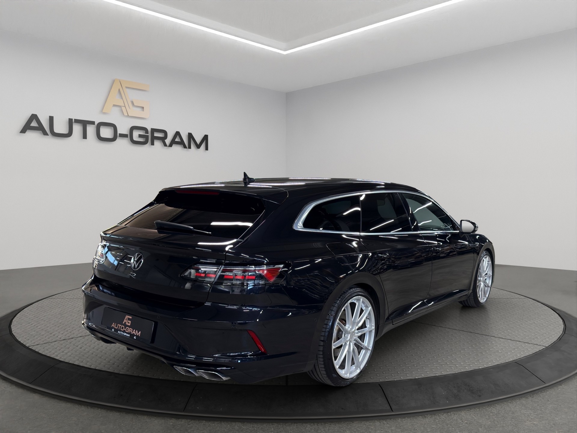 VW Arteon SB 2.0 TSI R-Line 4Motion DSG-image-4