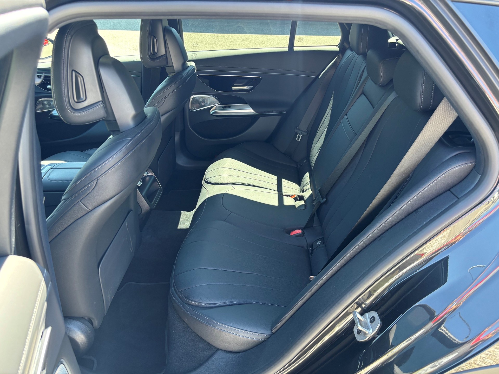 MERCEDES-BENZ E 220d All-Terrain 4Matic 9G-Tronic-image-12