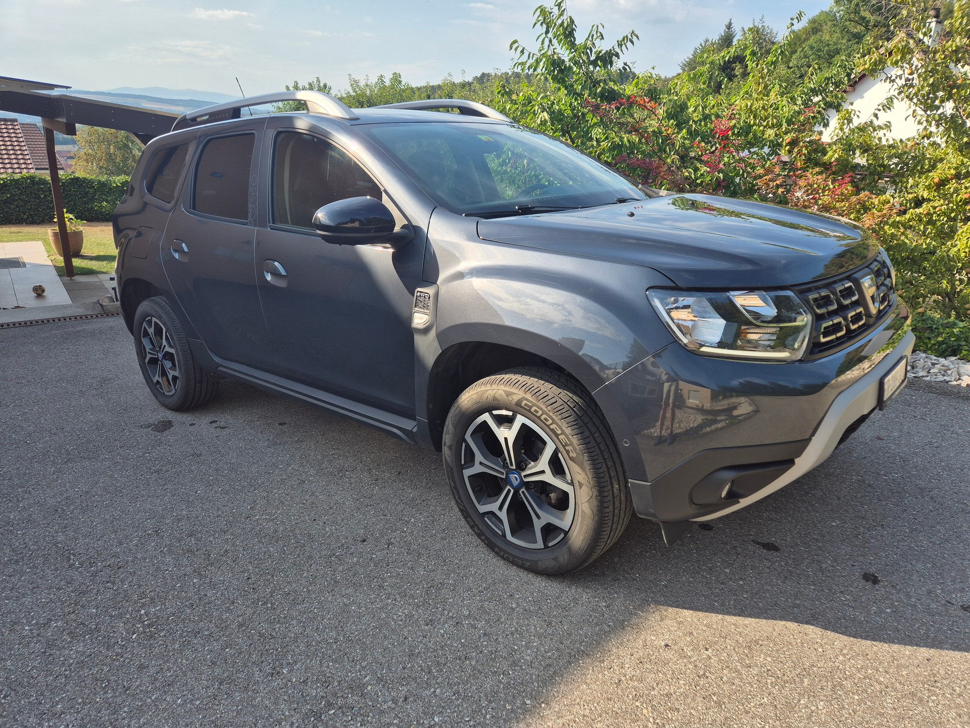 DACIA 1.3 TCe 150 Celebration 4WD-image-0