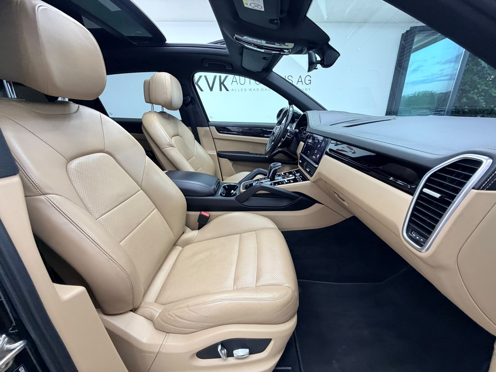 PORSCHE Cayenne V6 3.0 | Vollaustattung | CH-Fahrzeug | Panorama |-image-18