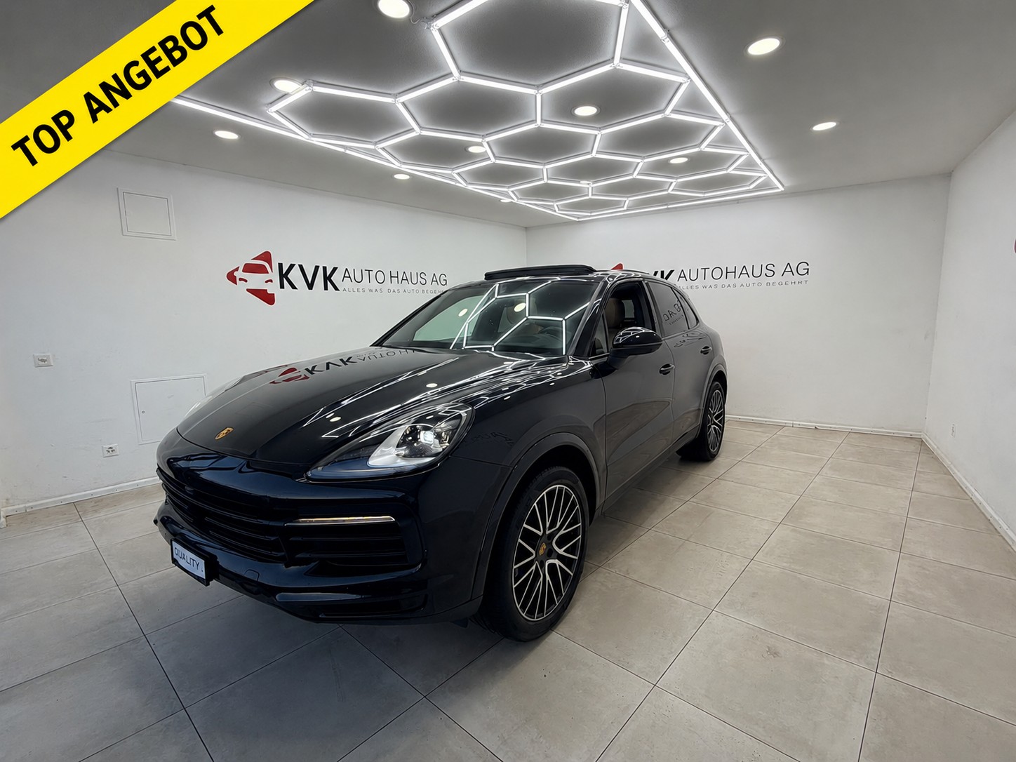 PORSCHE Cayenne V6 3.0 | Vollaustattung | CH-Fahrzeug | Panorama |-image-0