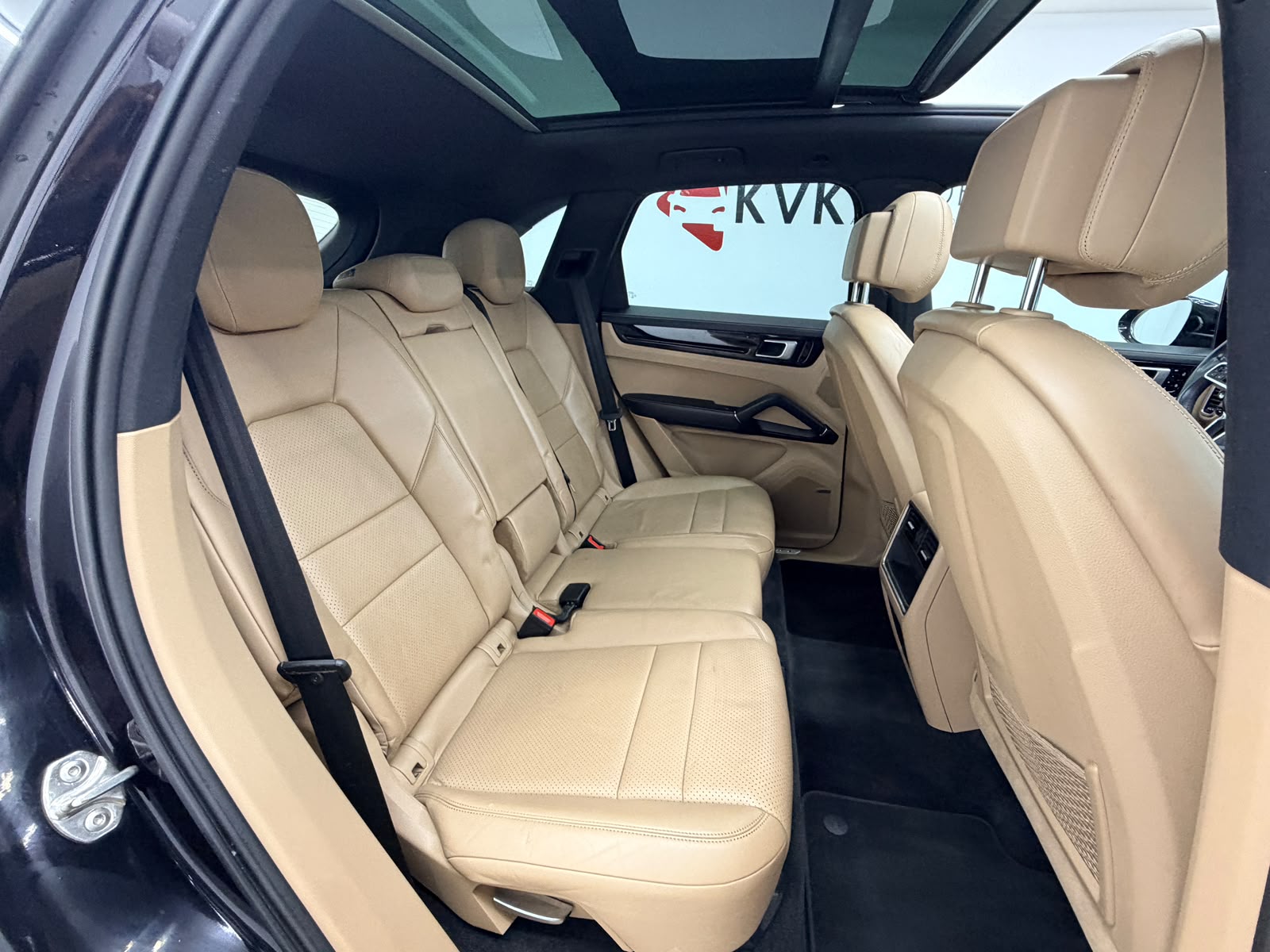 PORSCHE Cayenne V6 3.0 | Vollaustattung | CH-Fahrzeug | Panorama |-image-17