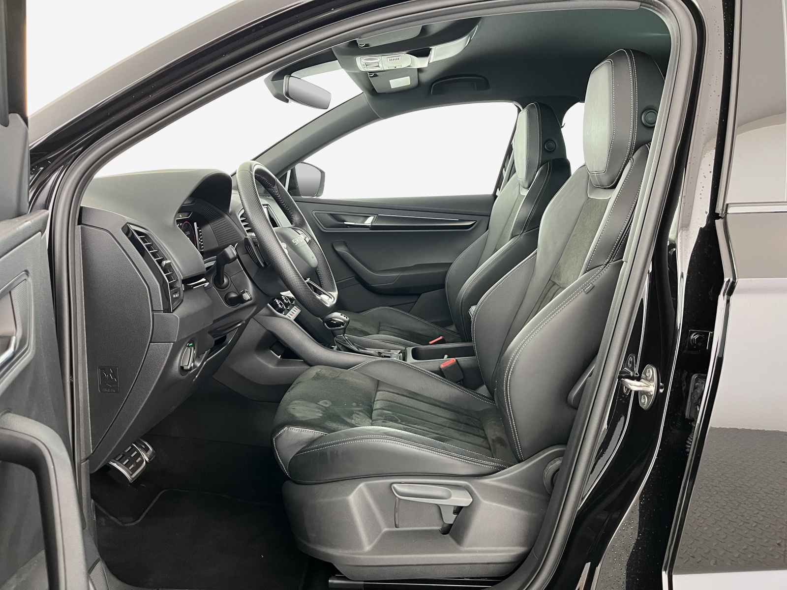 SKODA Karoq 2.0 TSI SportLine 4x4 DSG-image-7