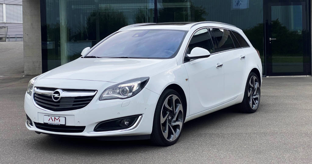 OPEL Insignia Sports Tourer 2.0 T 4x4 Cosmo
