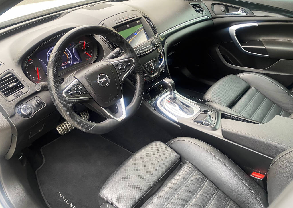 OPEL Insignia Sports Tourer 2.0 T 4x4 Cosmo-image-4