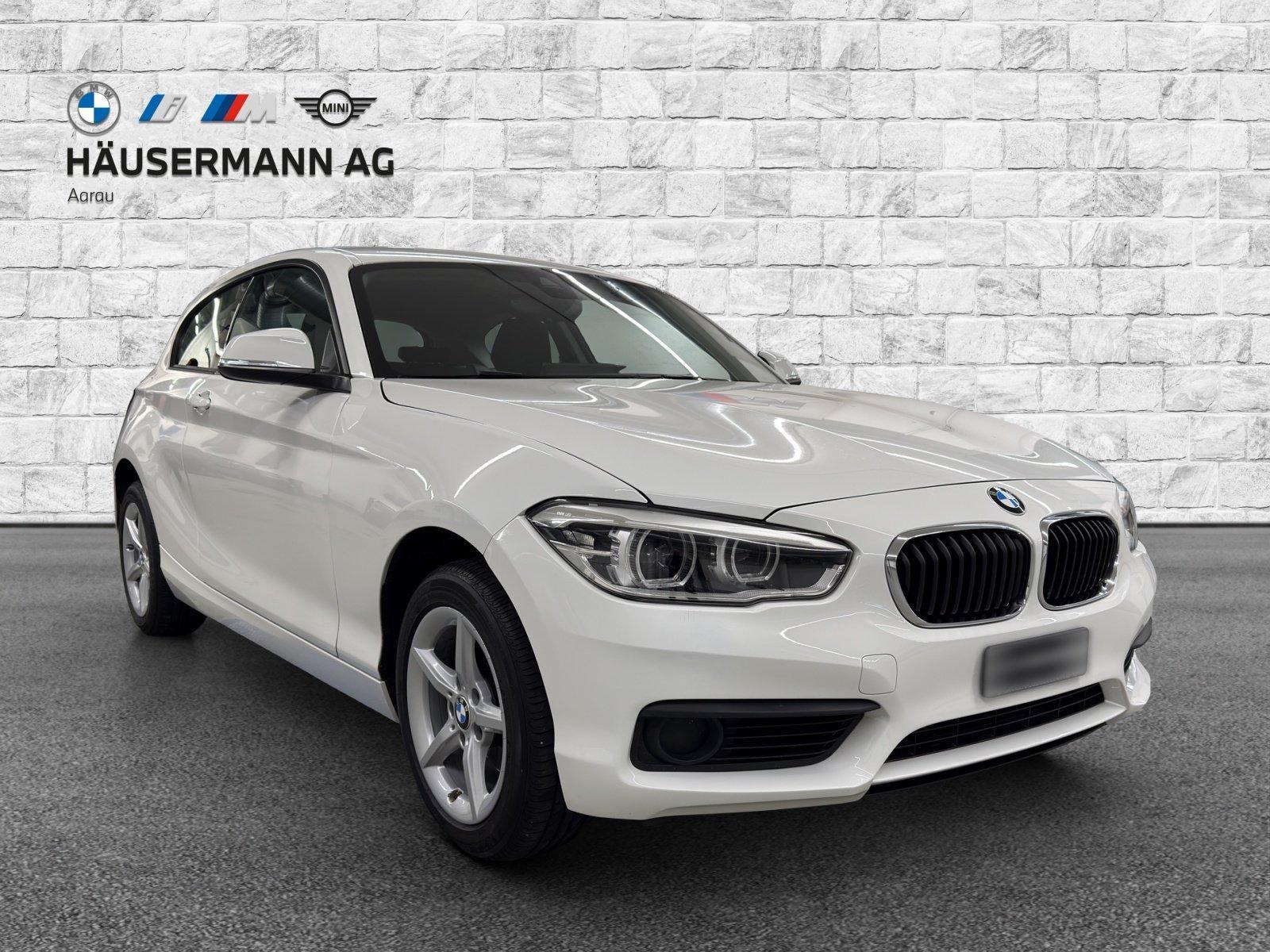 BMW 120i-image-2
