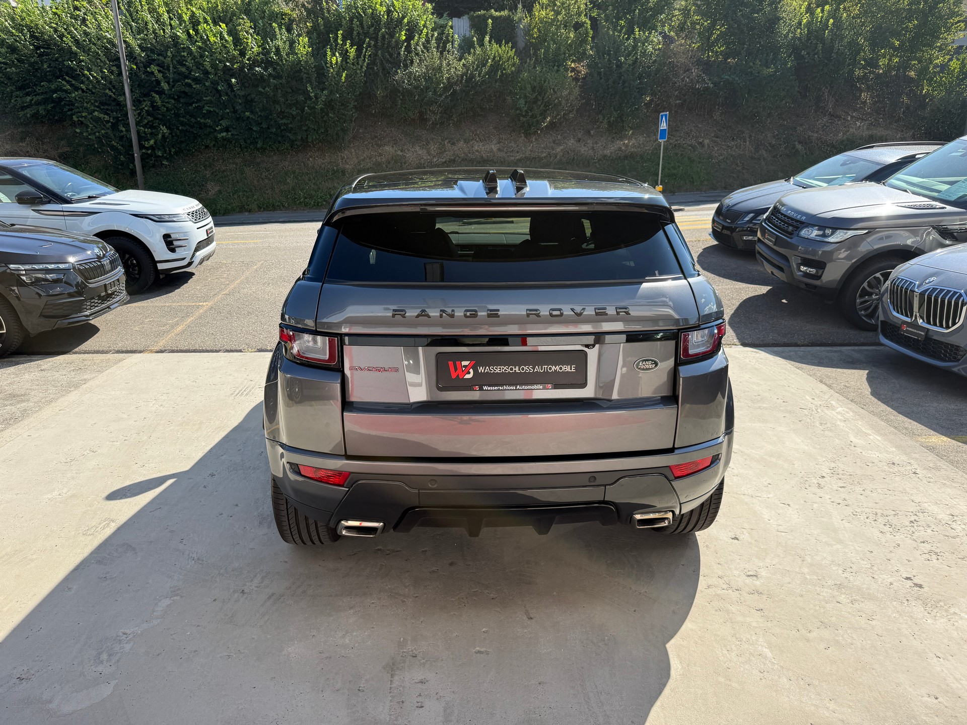LAND ROVER Range Rover Evoque 2.0 TD4 Landmark-image-5