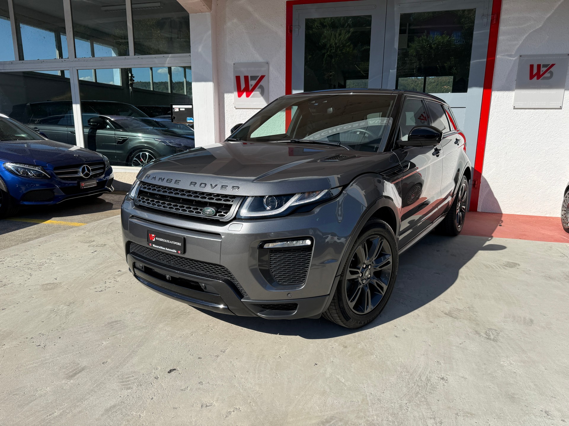 LAND ROVER Range Rover Evoque 2.0 TD4 Landmark-image-2