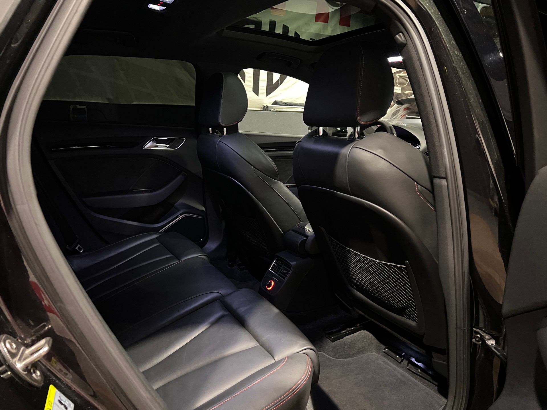AUDI RS3 2.5 TSI quattro S-tronic-image-16